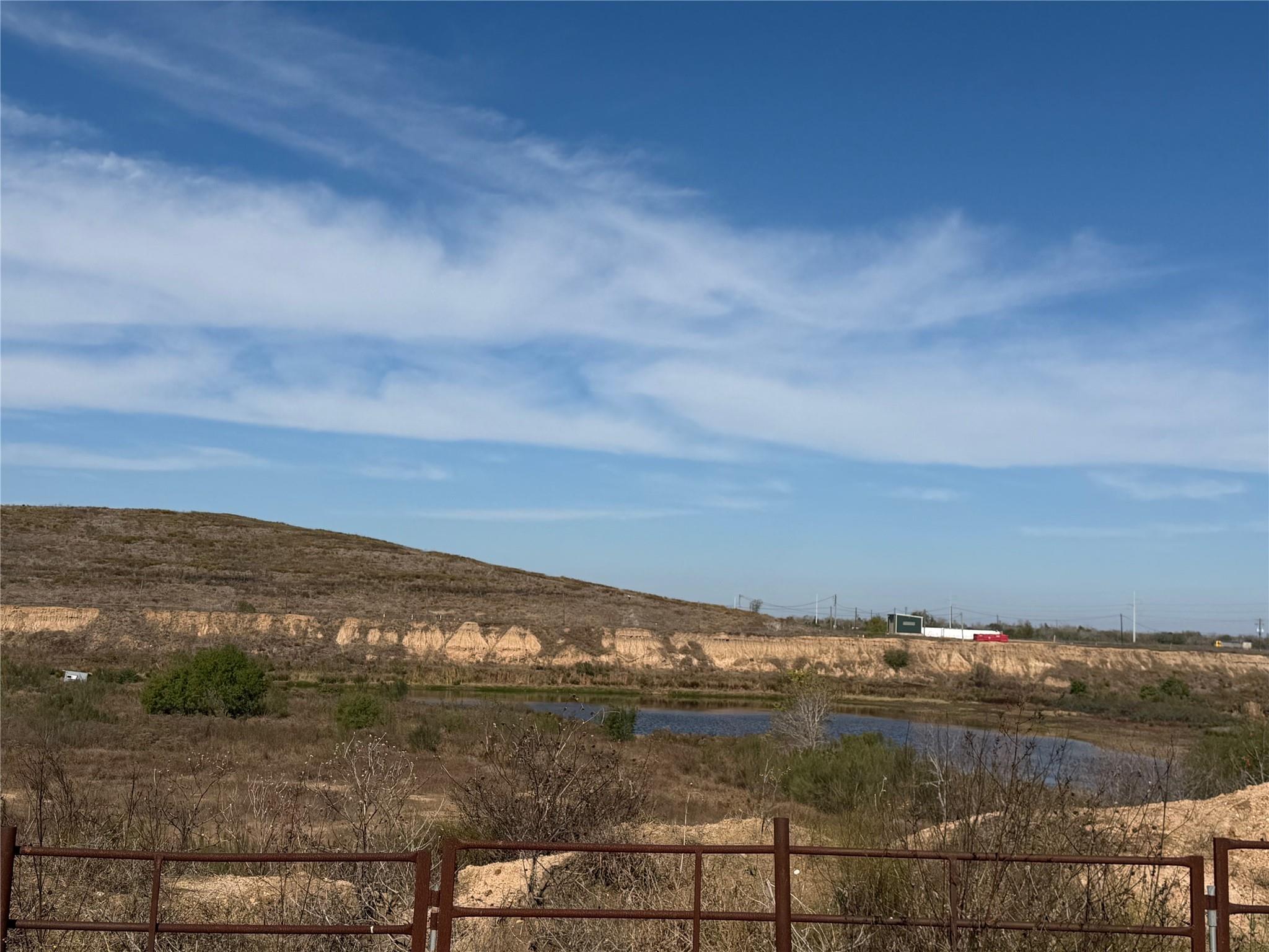 2051 County Road 102, Columbus, TX 78934