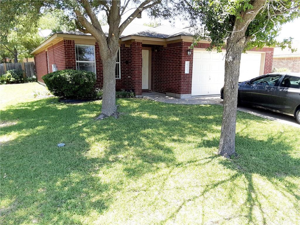 317 McCarthur Dr, Leander, TX 78641