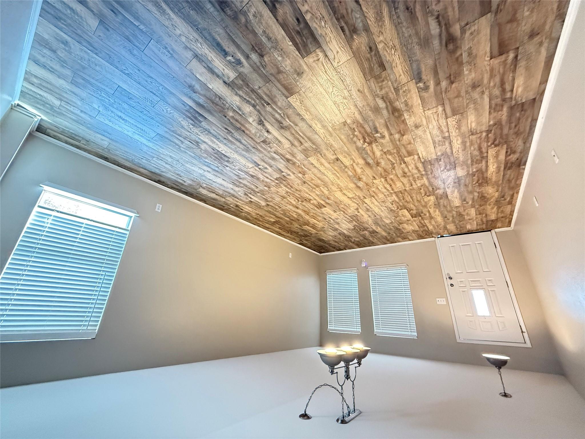 317 McCarthur Dr, Leander, TX 78641