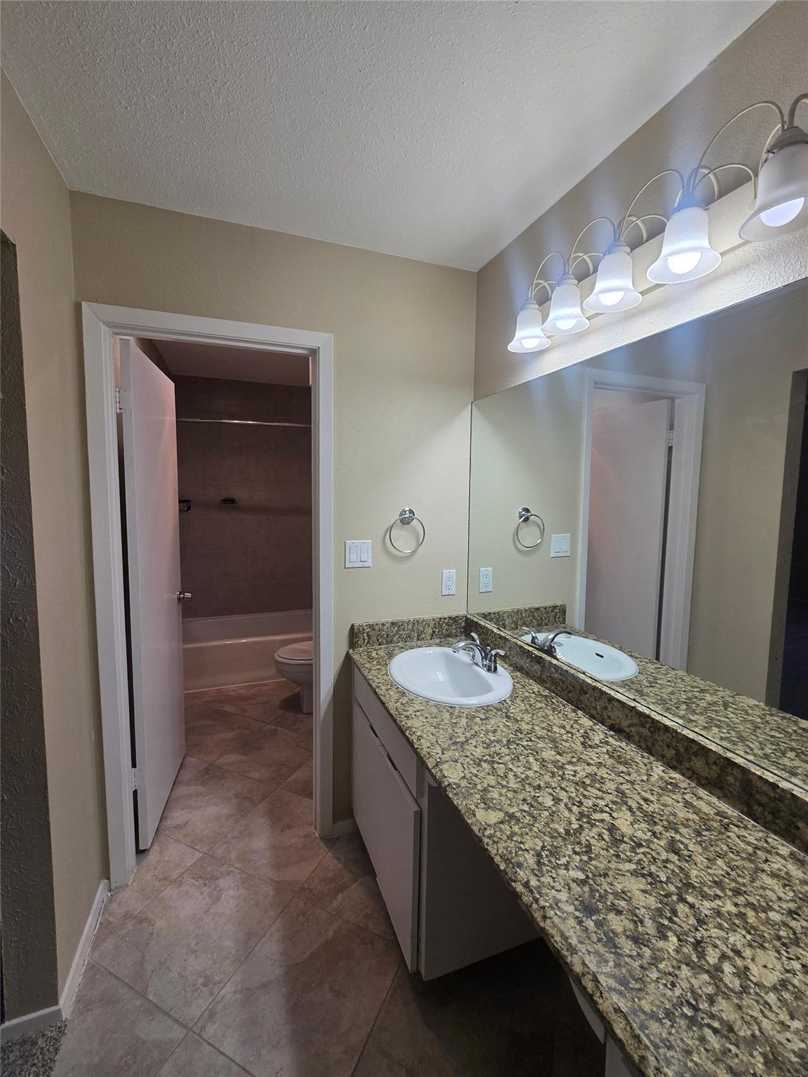 3420 Pinnacle Rd, Austin, TX 78746