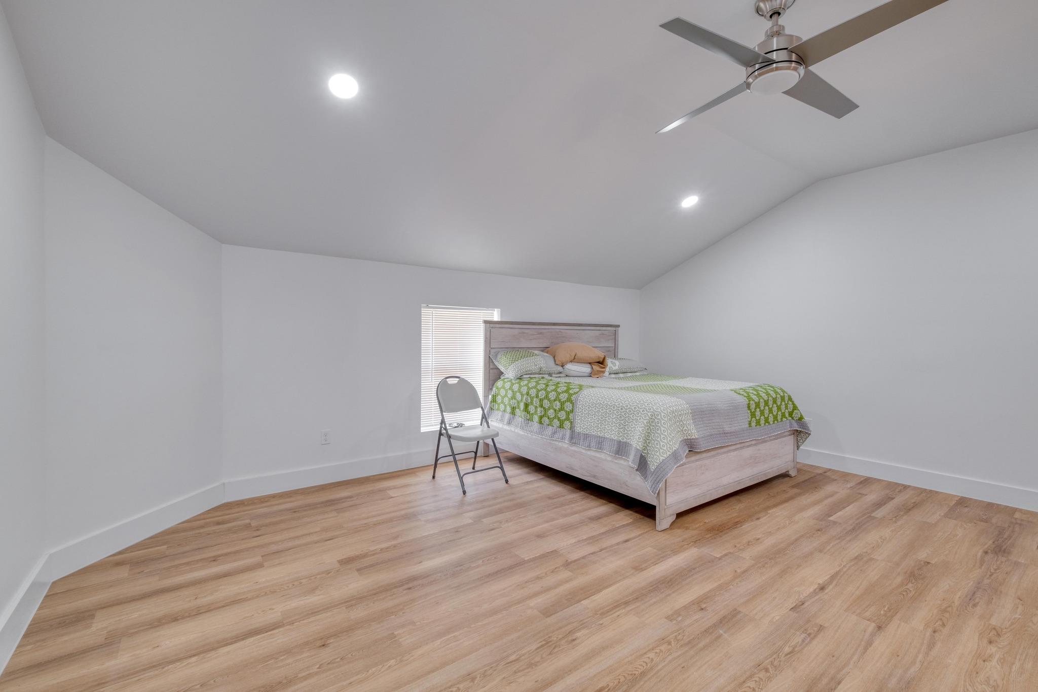 1601 County Road 466, Elgin, TX 78621