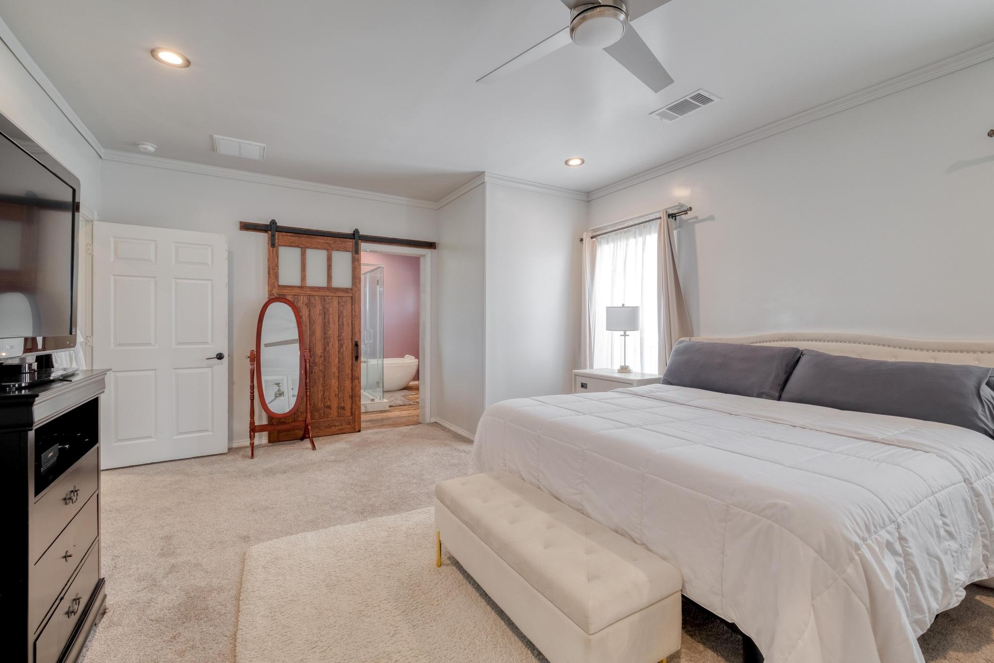 1601 County Road 466, Elgin, TX 78621