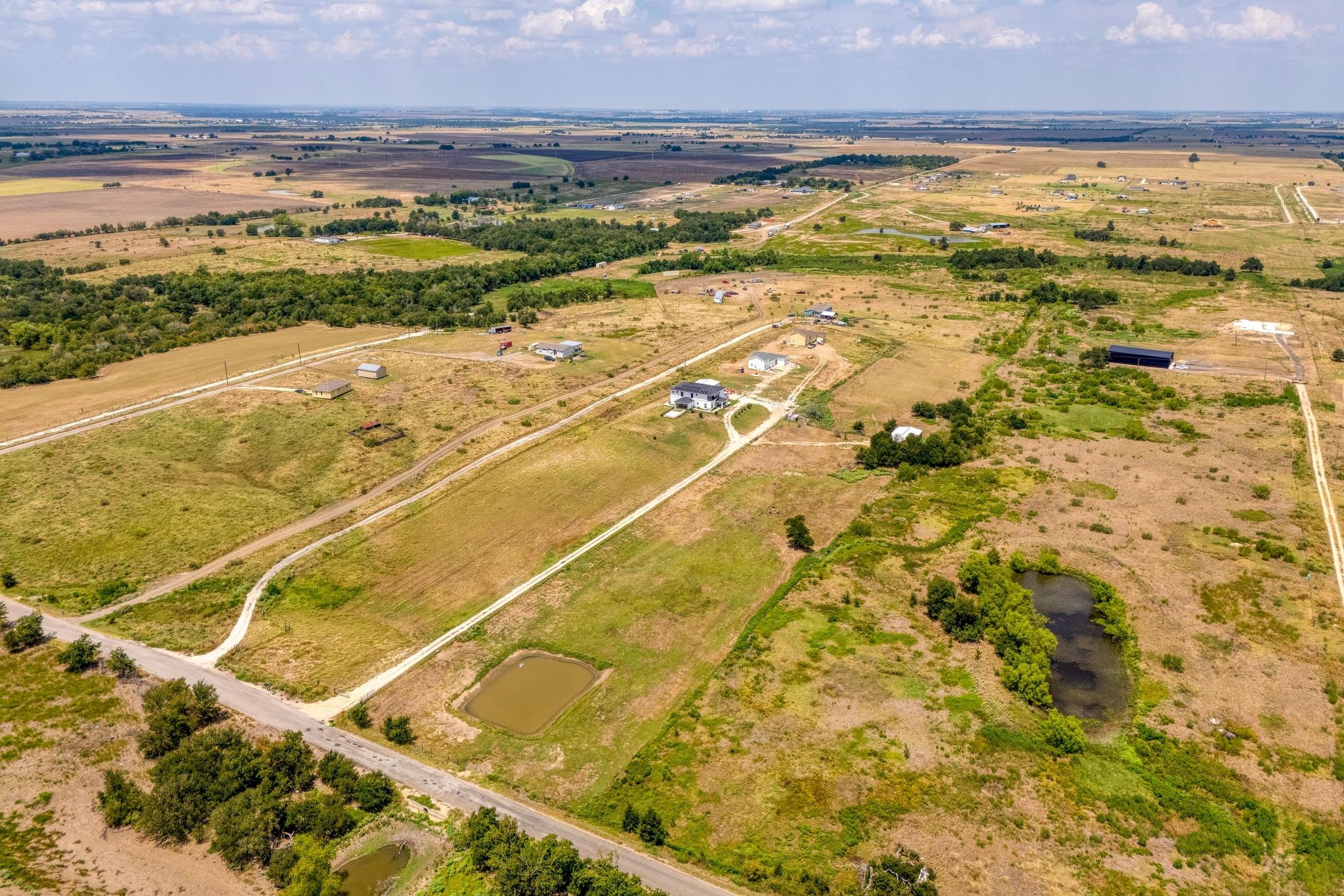 1601 County Road 466, Elgin, TX 78621