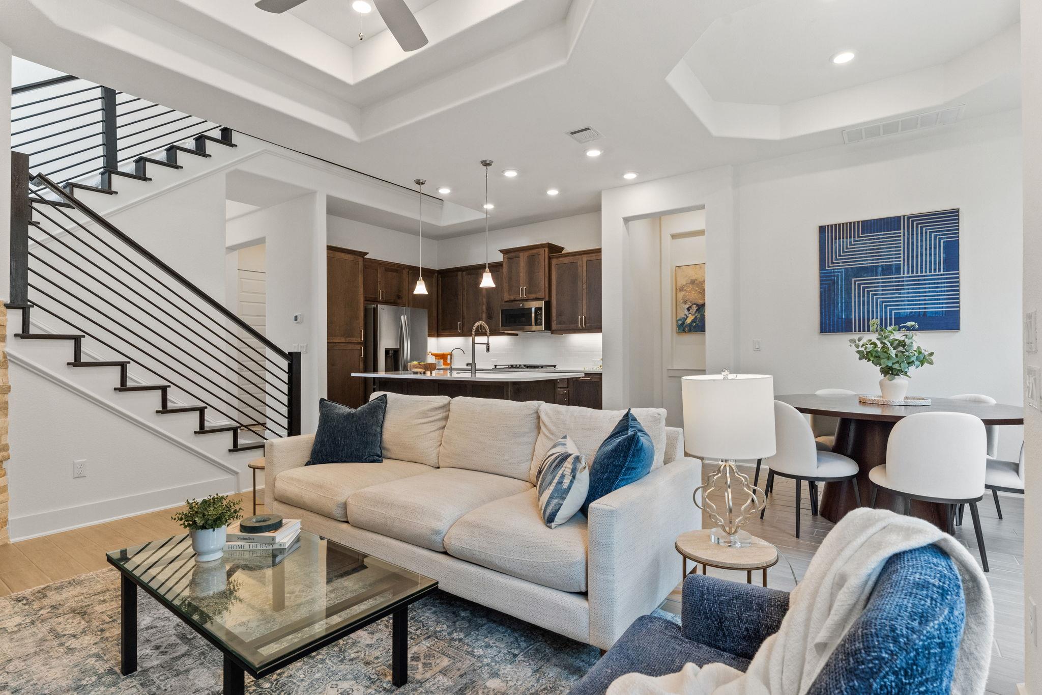 201 Beneteau Dr, Austin, TX 78738