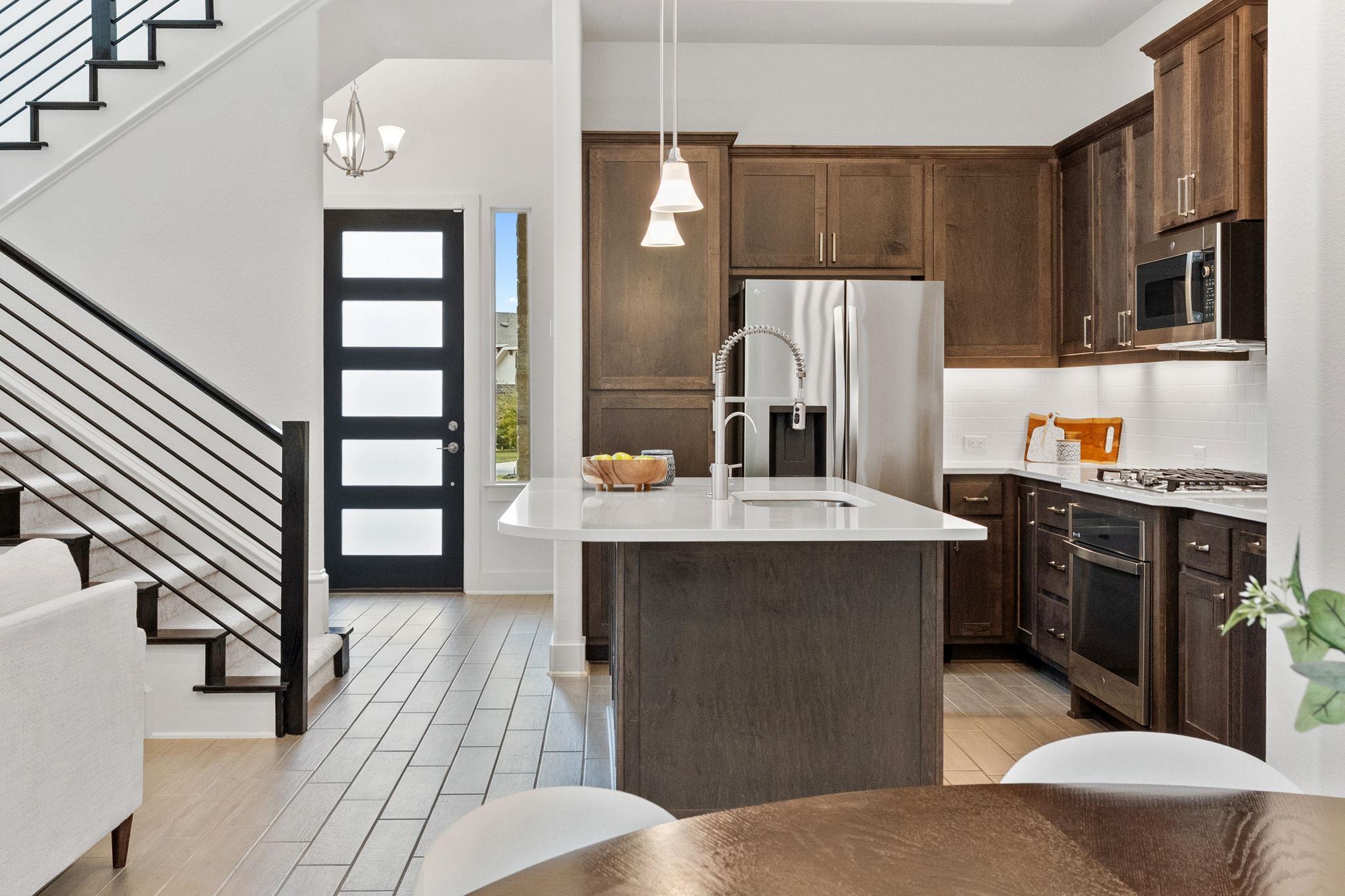 201 Beneteau Dr, Austin, TX 78738