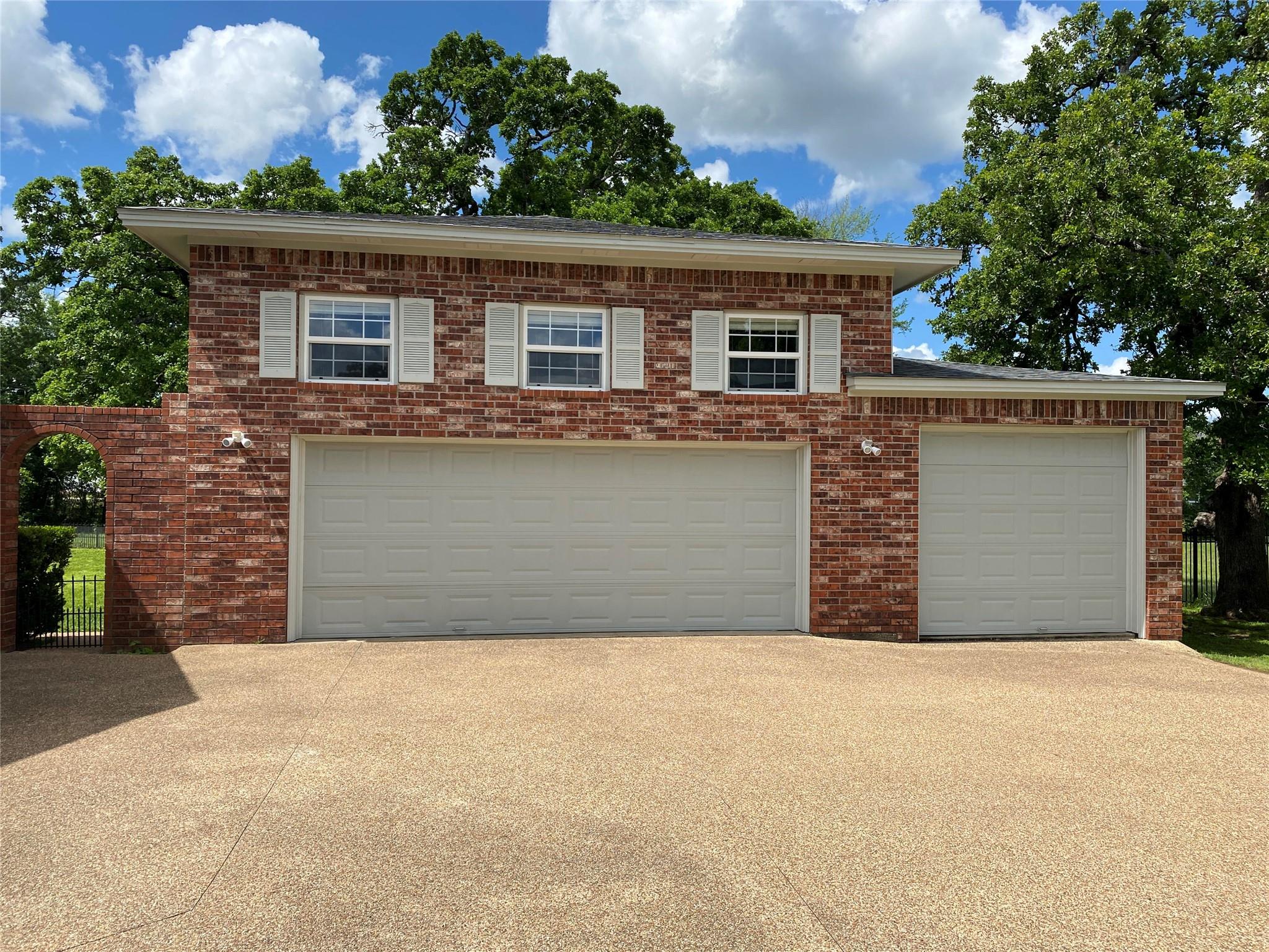 4212 Ballylough Ln, College Station, TX 77845