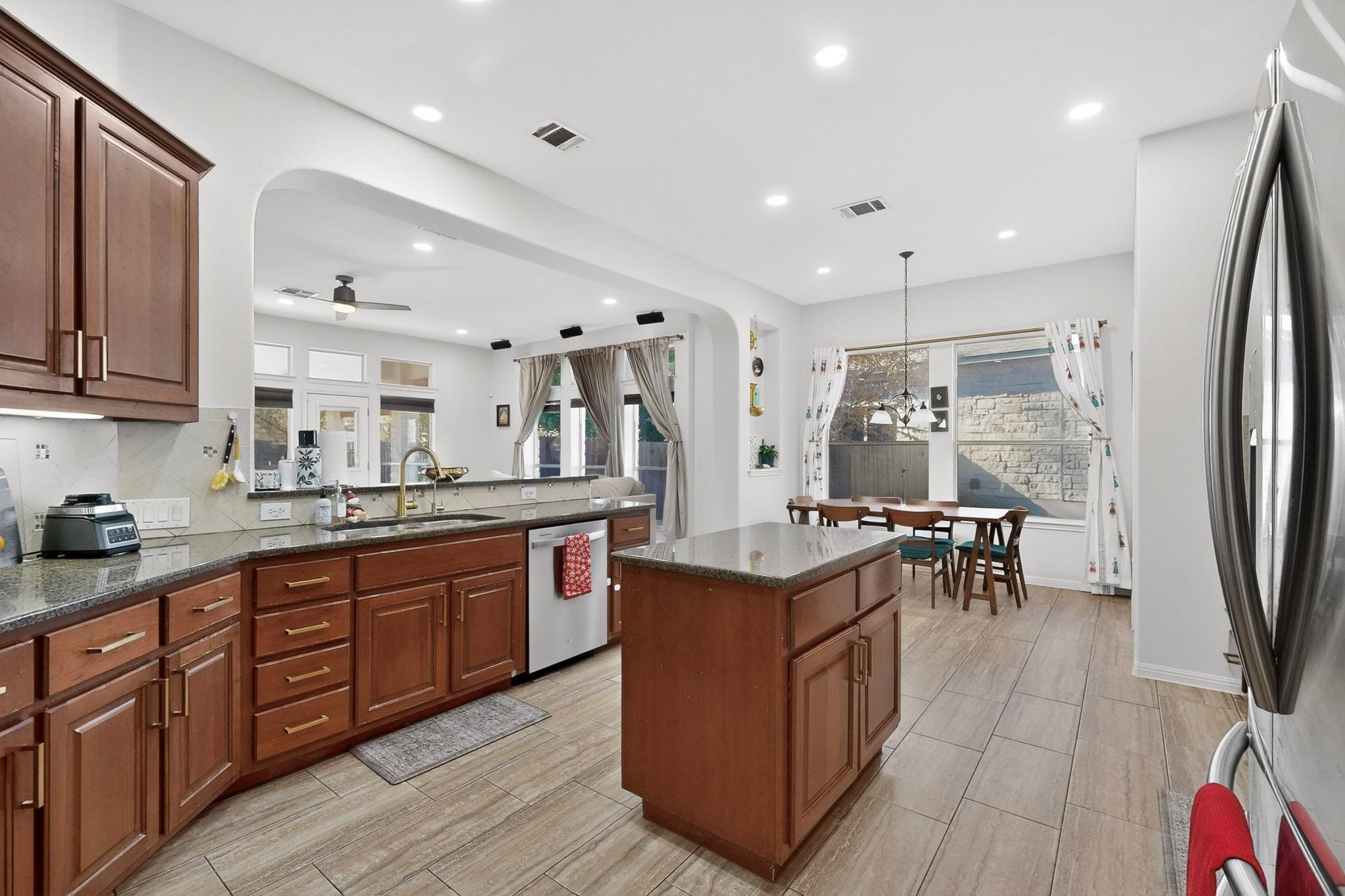 16525 Broadbay Dr, Austin, TX 78717