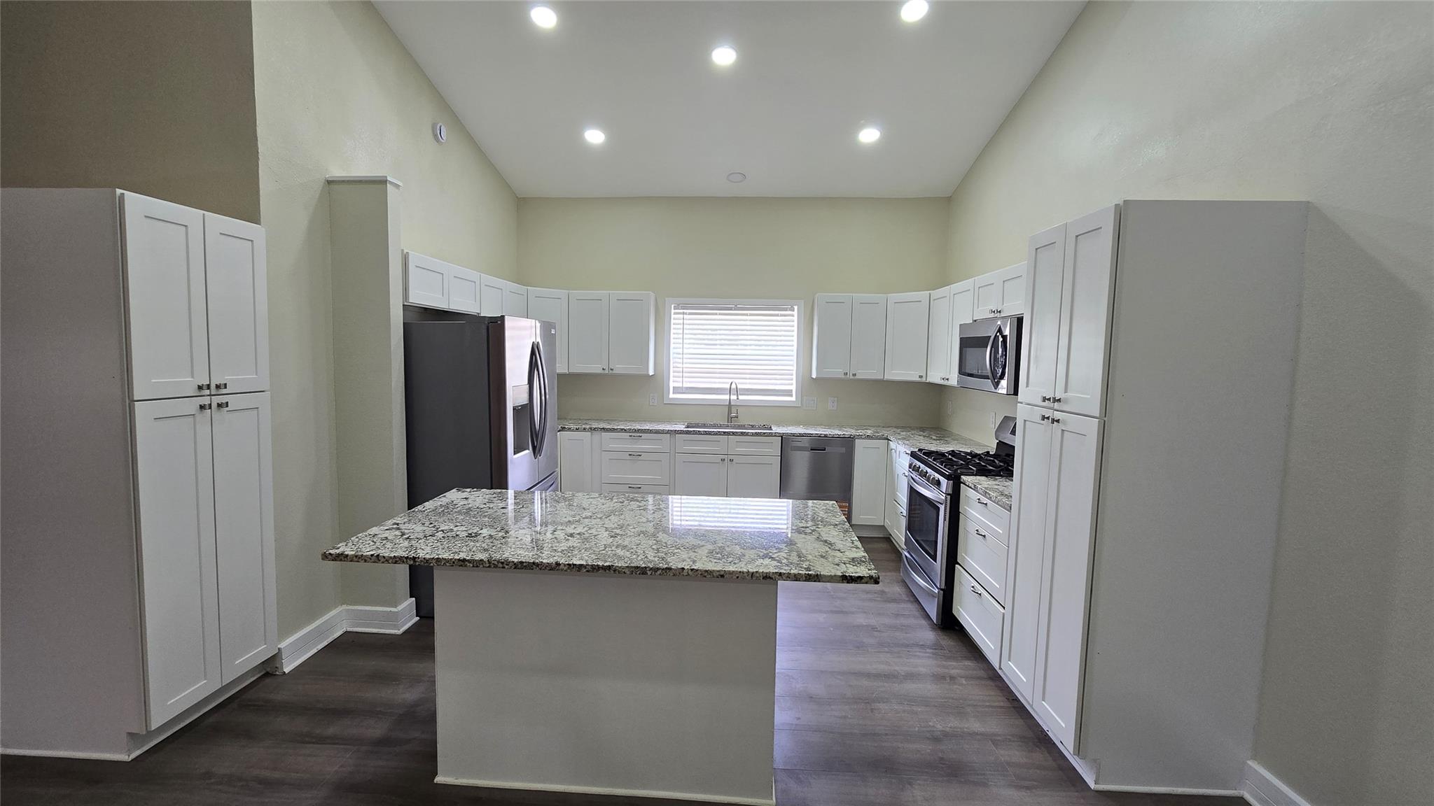 305 Remuda Dr, Liberty Hill, TX 78642