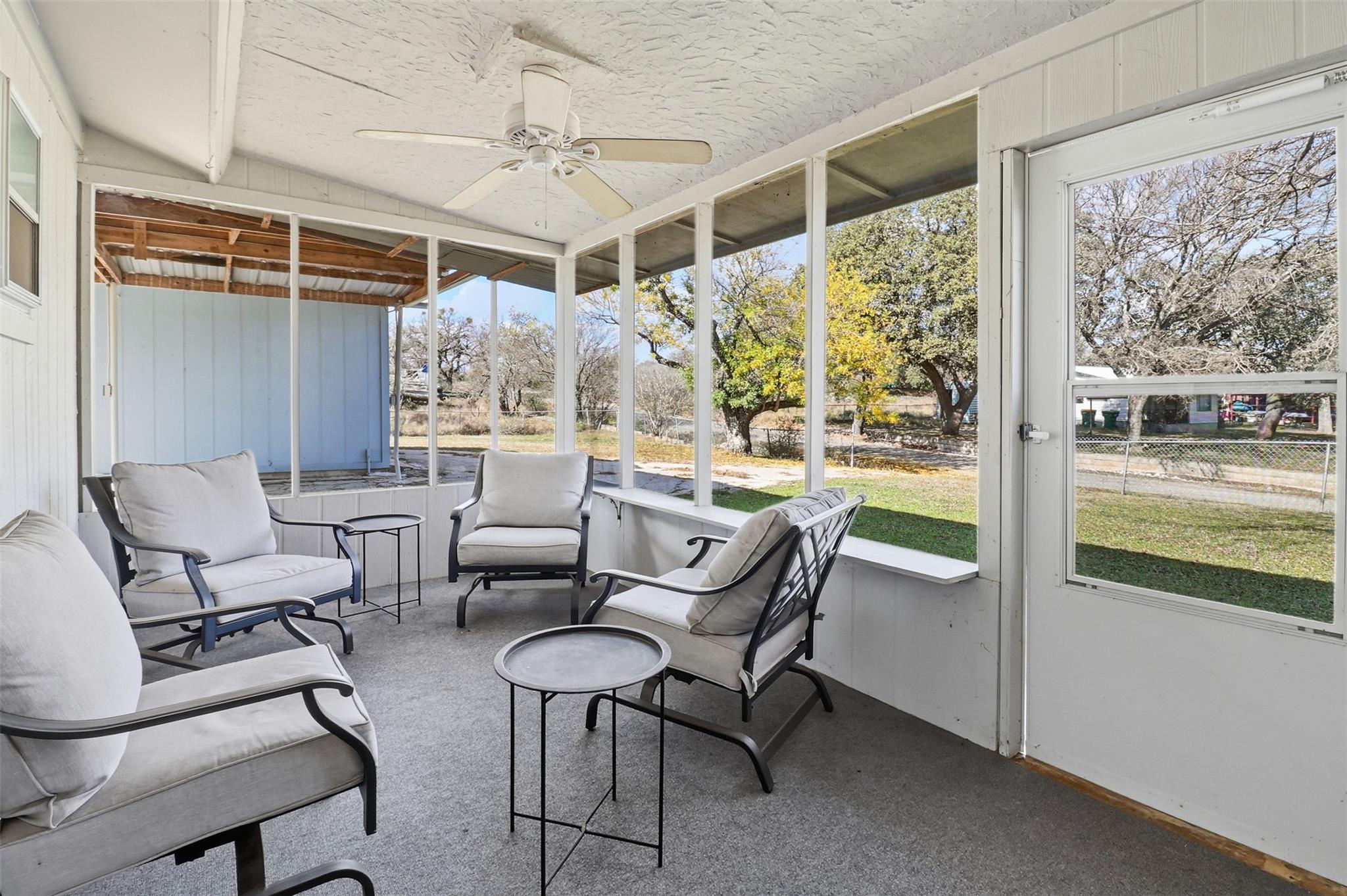 2102 Belaire Dr, Granite Shoals, TX 78654