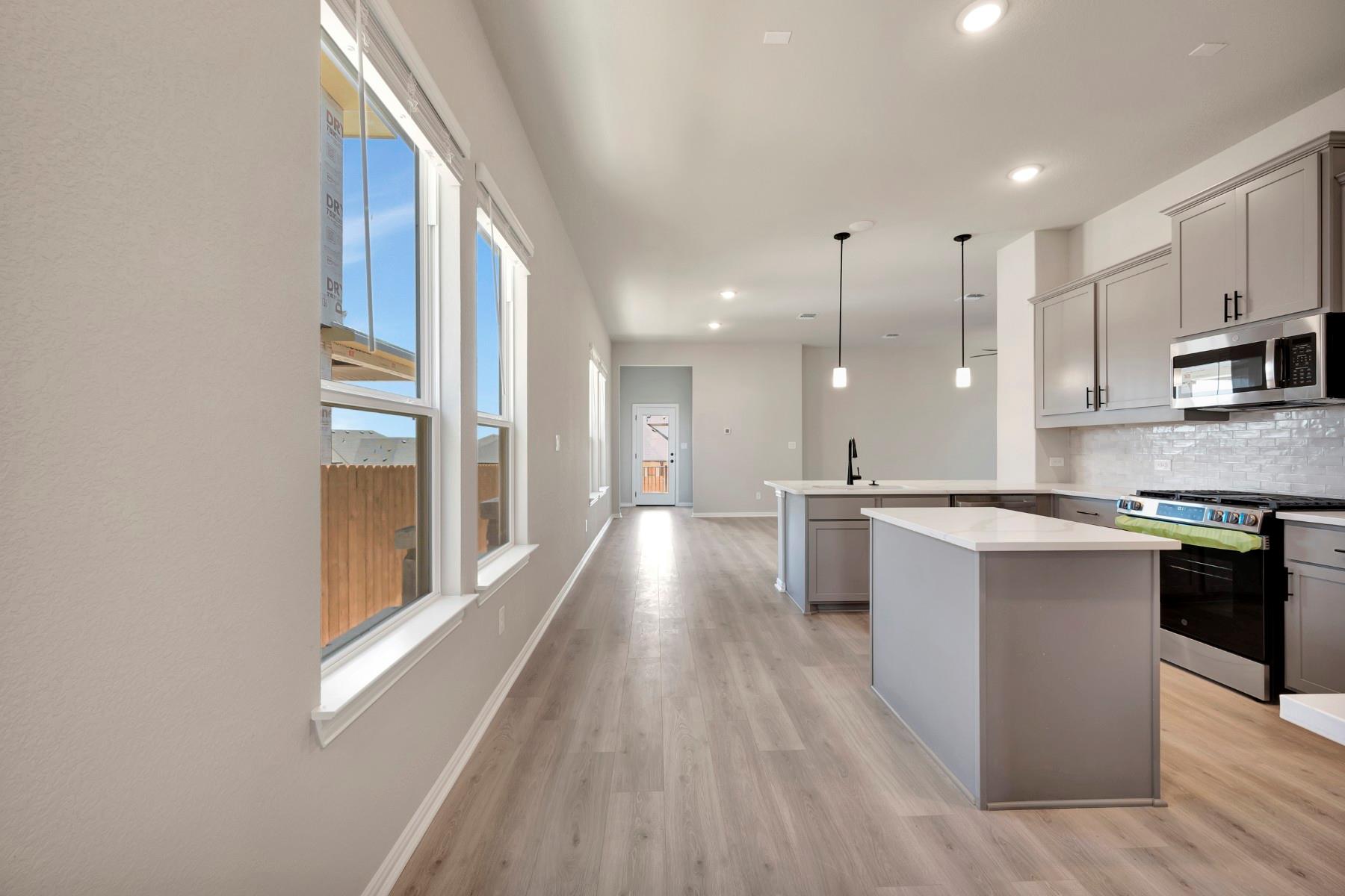 177 Grayson Elm Pass, Dripping Springs, TX 78620