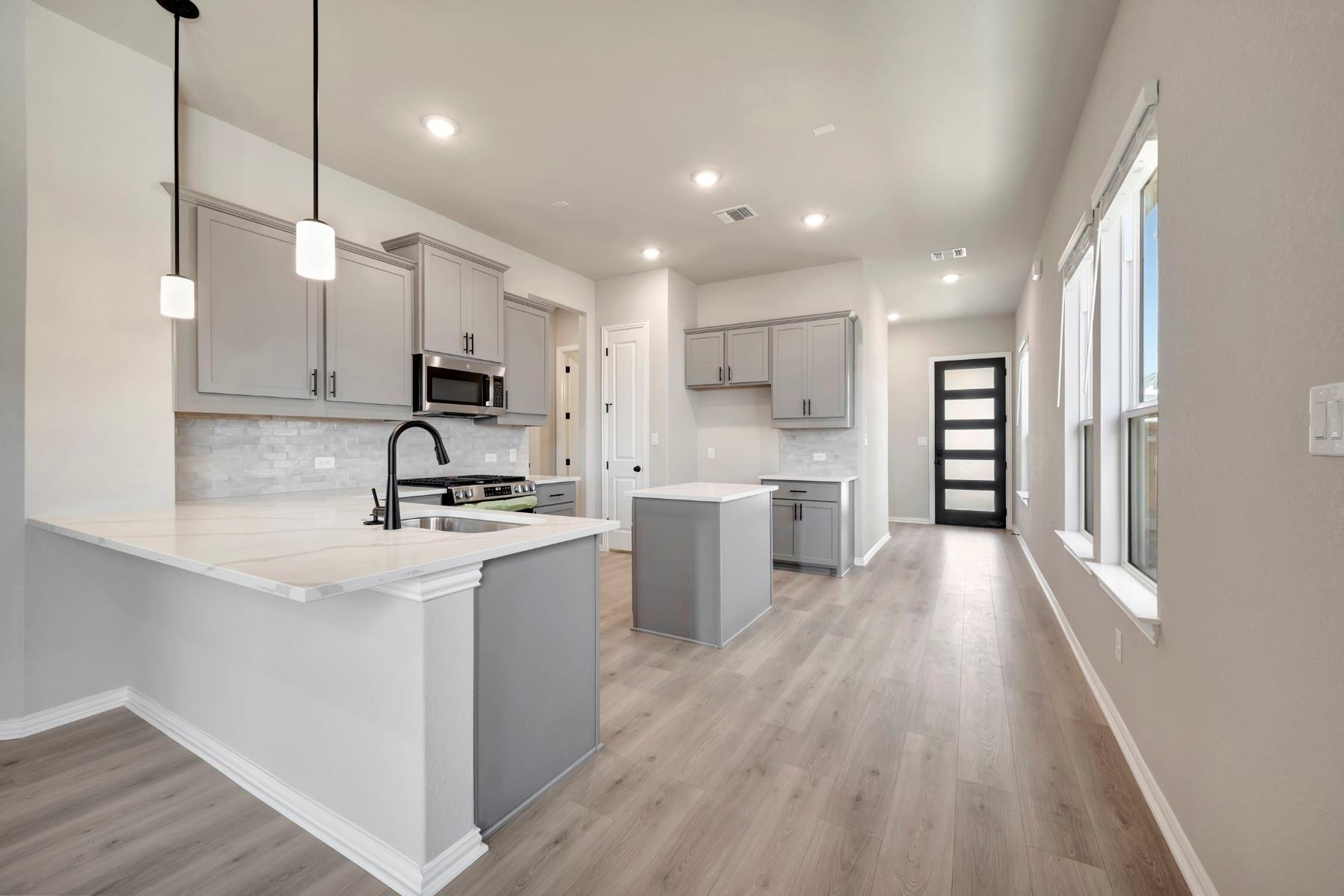 177 Grayson Elm Pass, Dripping Springs, TX 78620