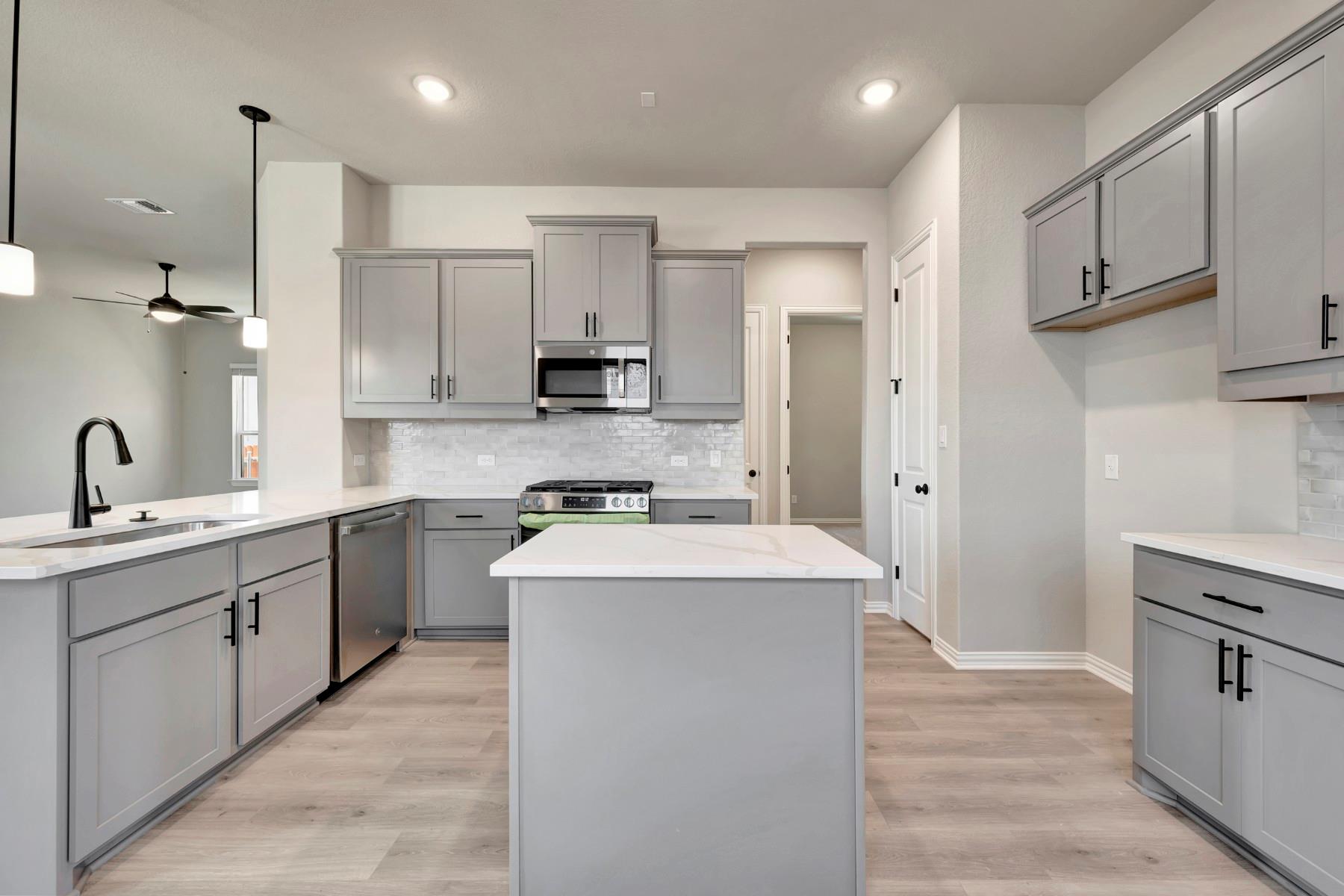 177 Grayson Elm Pass, Dripping Springs, TX 78620