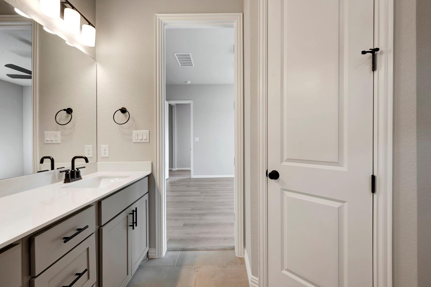 177 Grayson Elm Pass, Dripping Springs, TX 78620