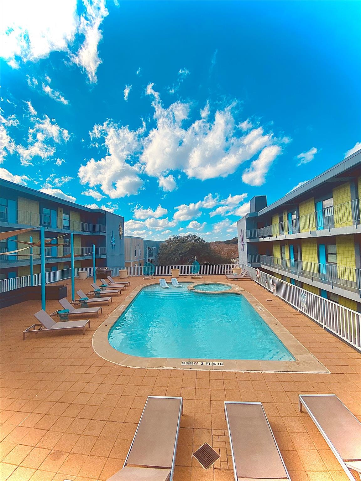 2408 Leon St # 107, Austin, TX 78705