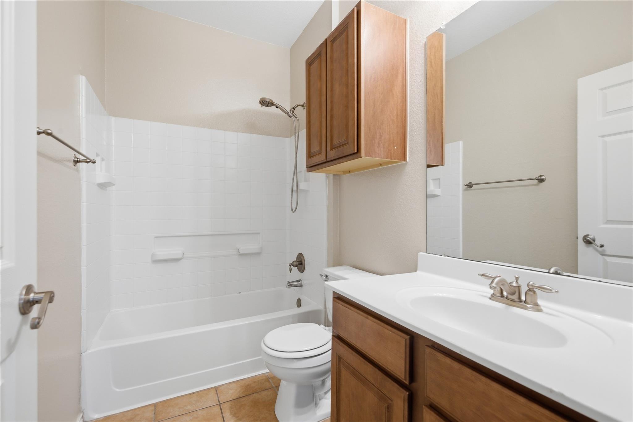 300 Golden Eagle Ln, Leander, TX 78641