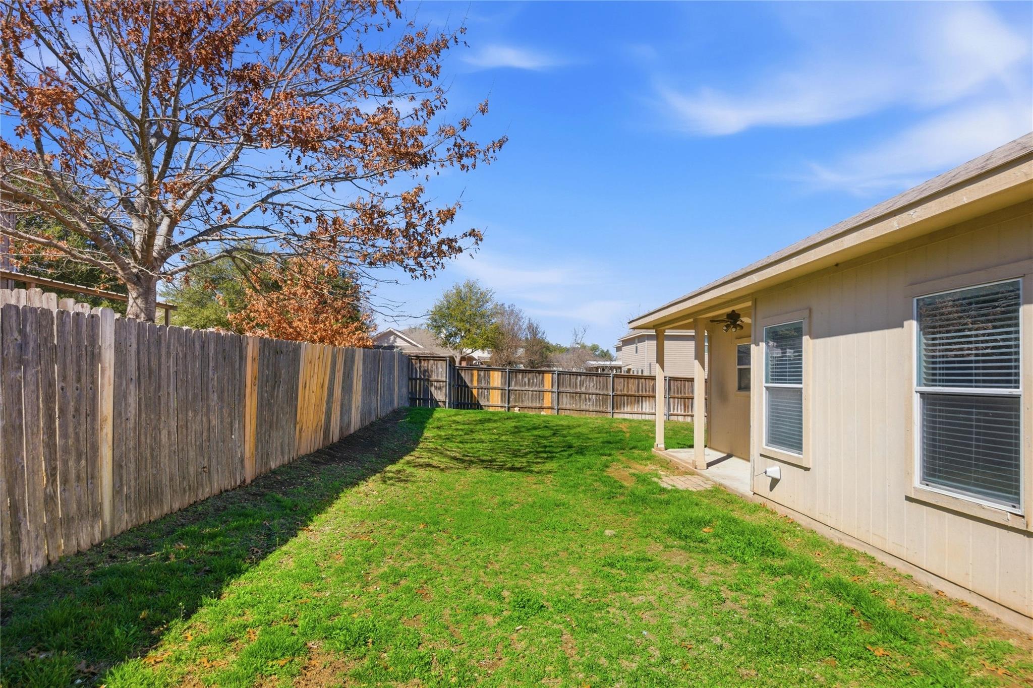 300 Golden Eagle Ln, Leander, TX 78641