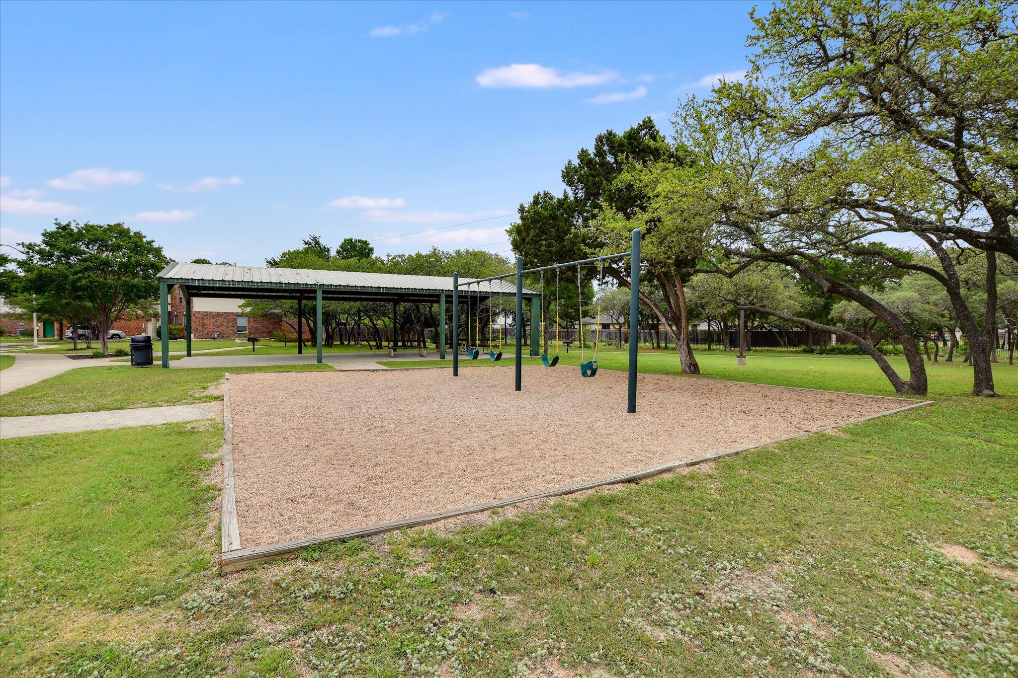 406 Golden Gate Dr, Leander, TX 78641