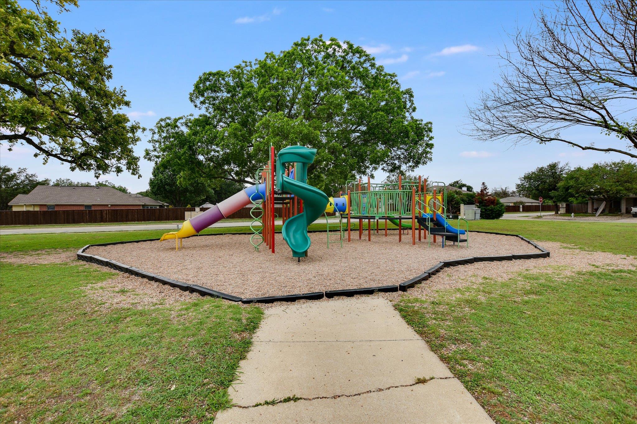 406 Golden Gate Dr, Leander, TX 78641