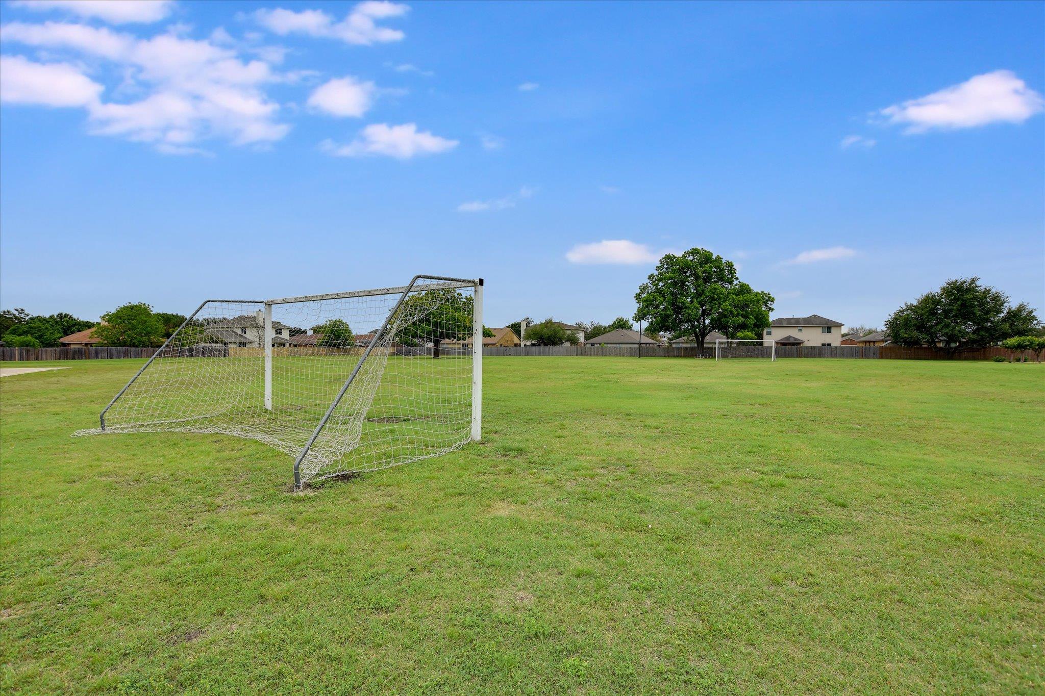 406 Golden Gate Dr, Leander, TX 78641