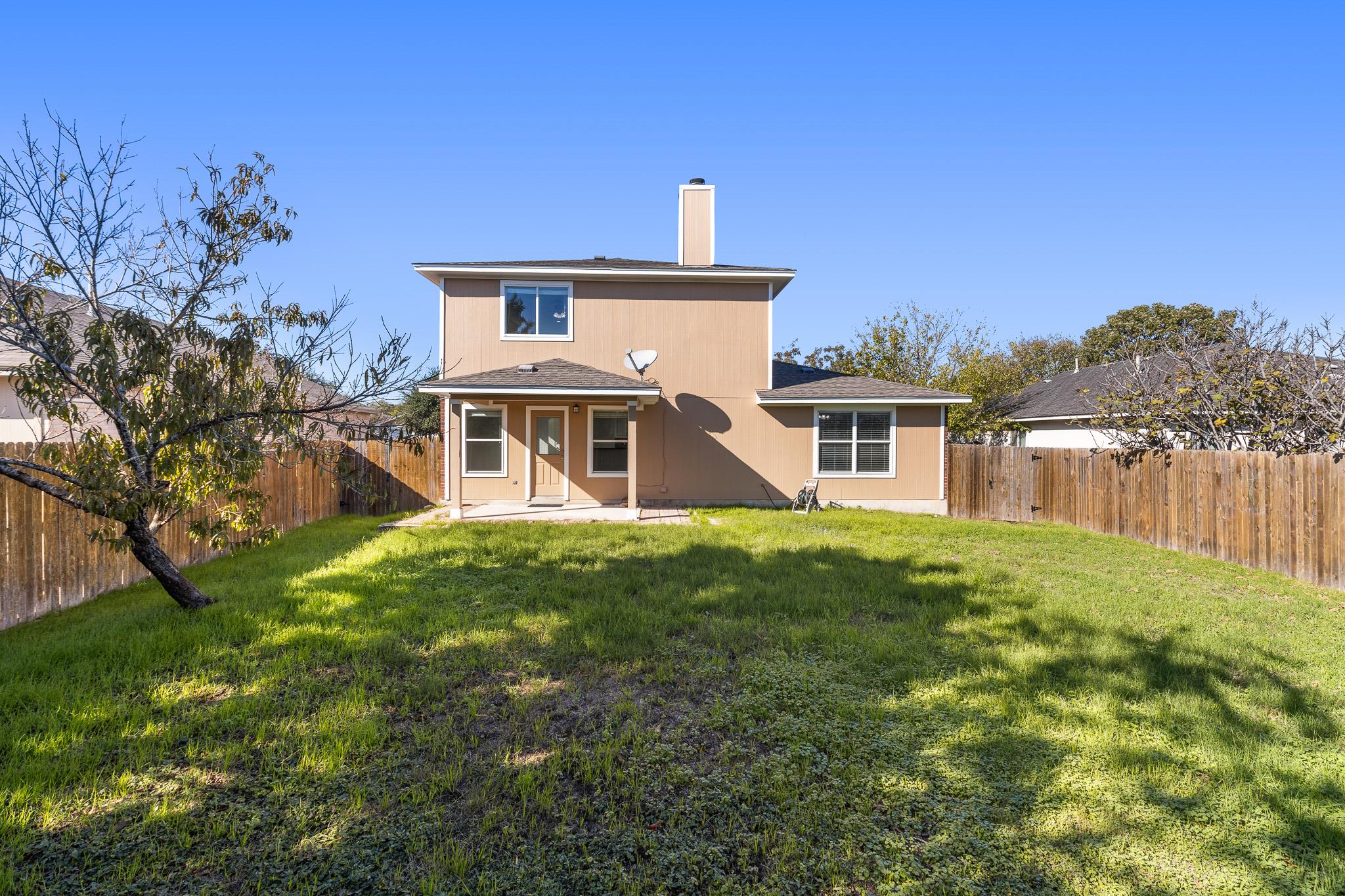 406 Golden Gate Dr, Leander, TX 78641