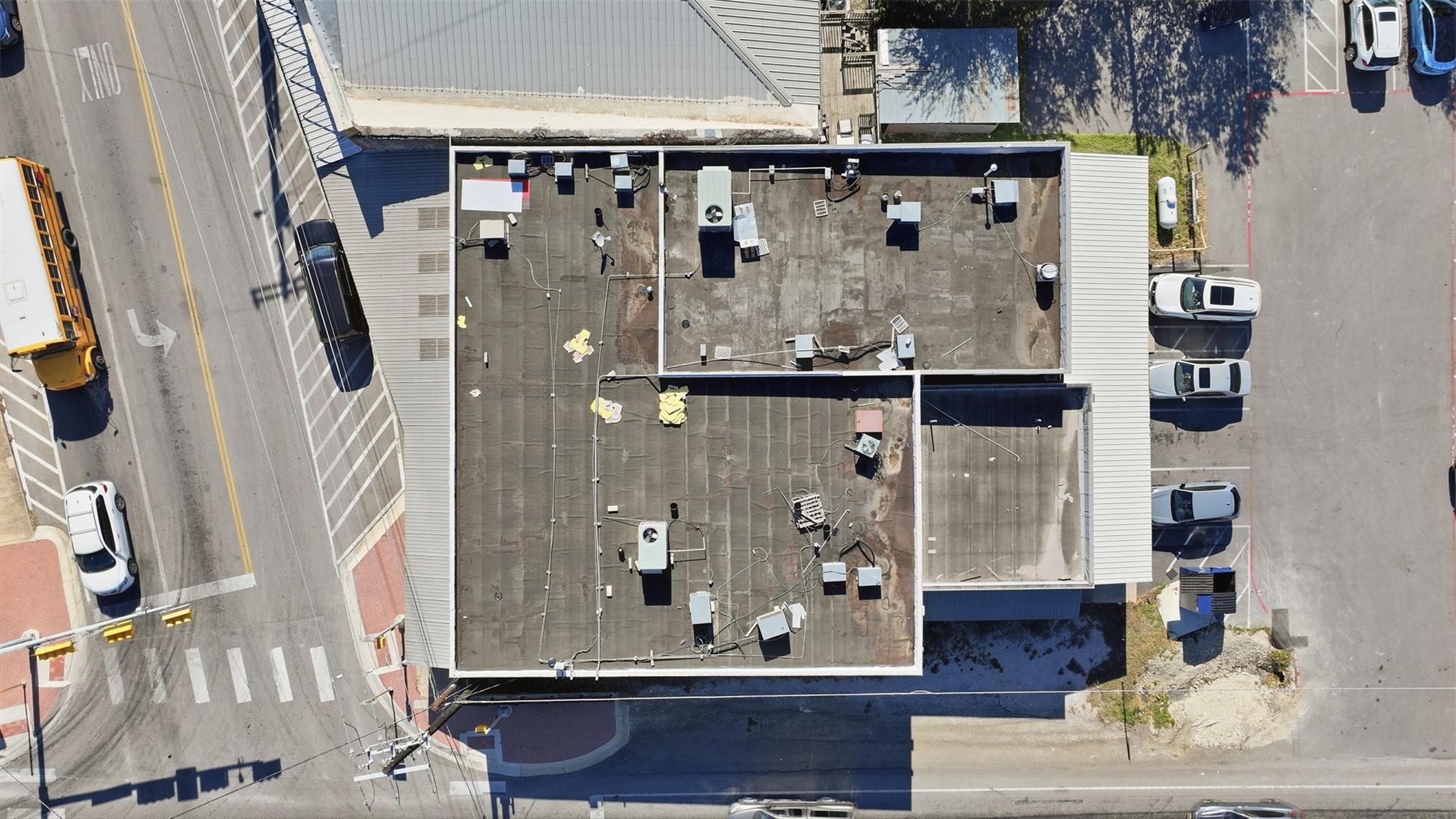 1017 LOOP 332 St, Liberty Hill, TX 78642