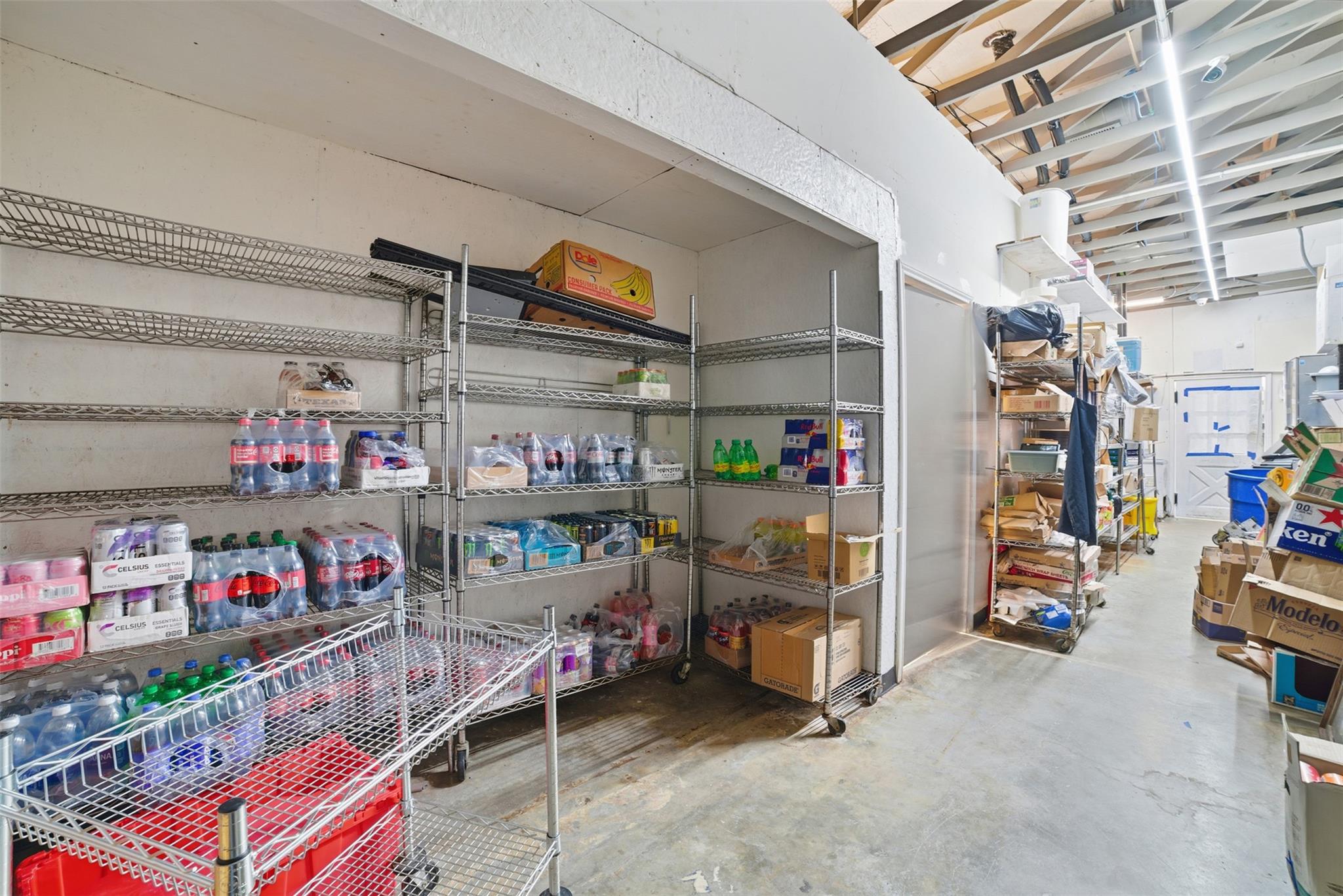 1017 LOOP 332 St, Liberty Hill, TX 78642