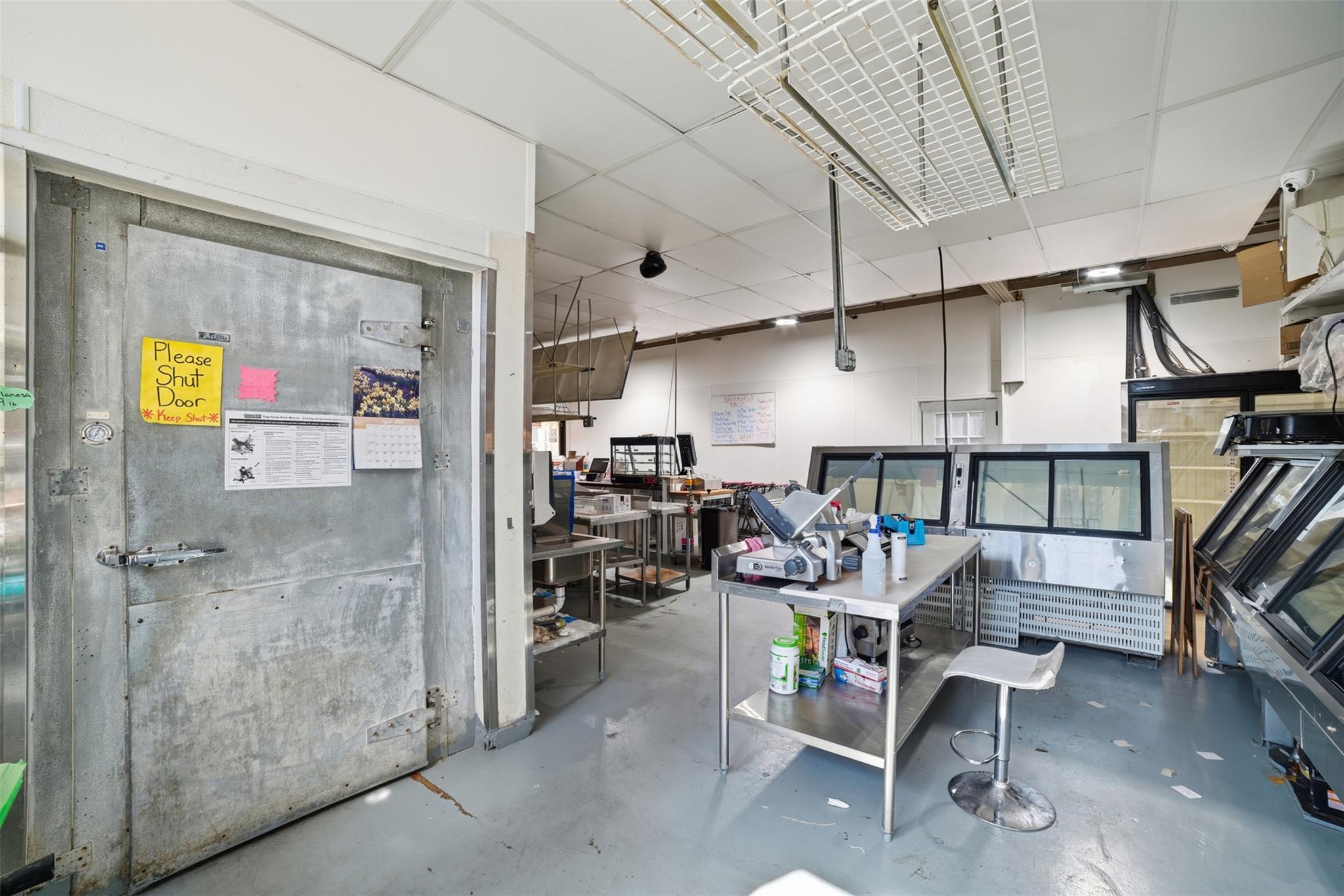 1017 LOOP 332 St, Liberty Hill, TX 78642