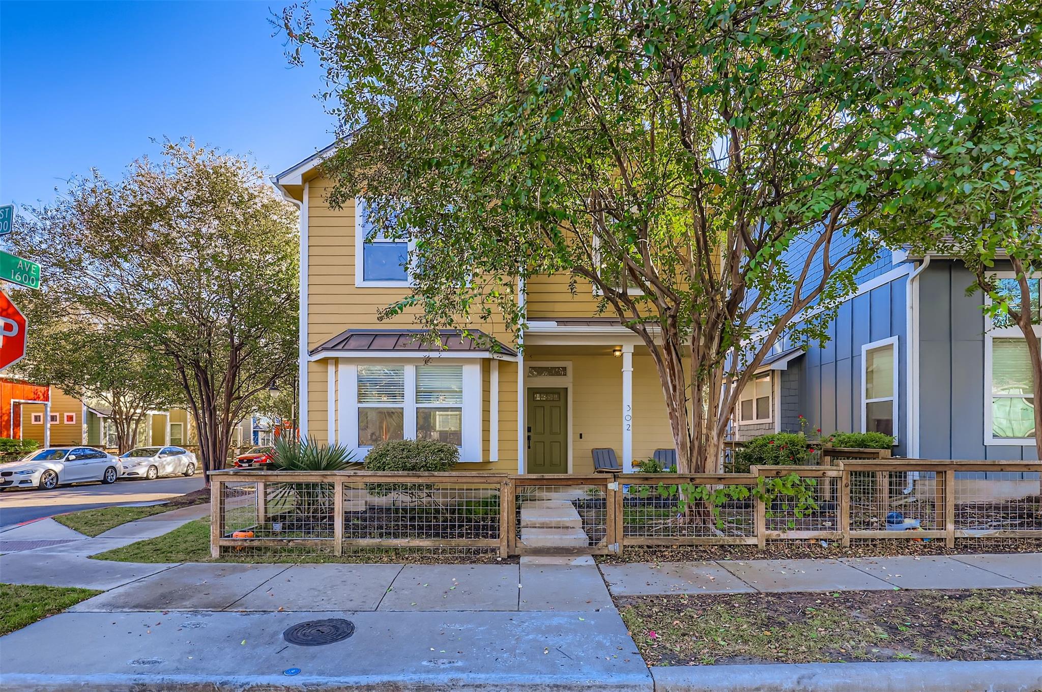 1601 Miriam Ave # 302, Austin, TX 78702