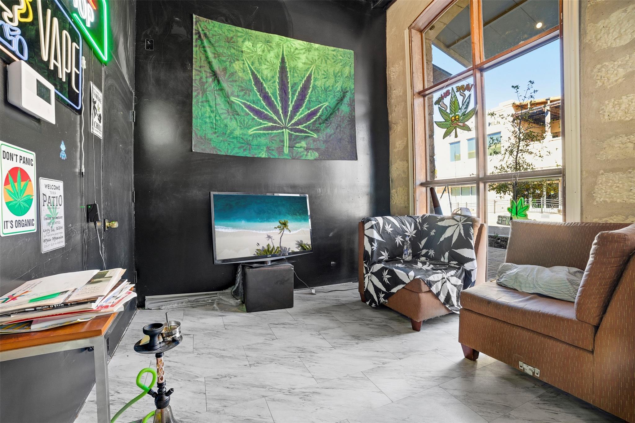 923 LOOP 332 St, Liberty Hill, TX 78642