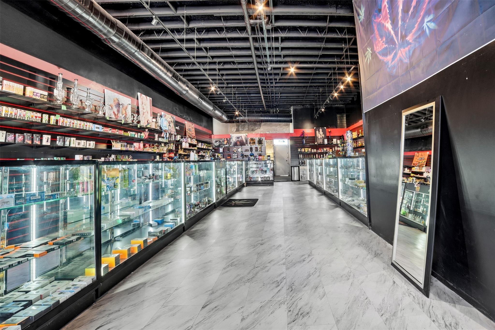 923 LOOP 332 St, Liberty Hill, TX 78642