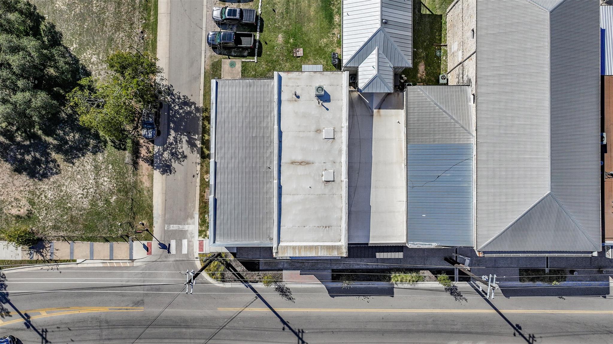 923 LOOP 332 St, Liberty Hill, TX 78642