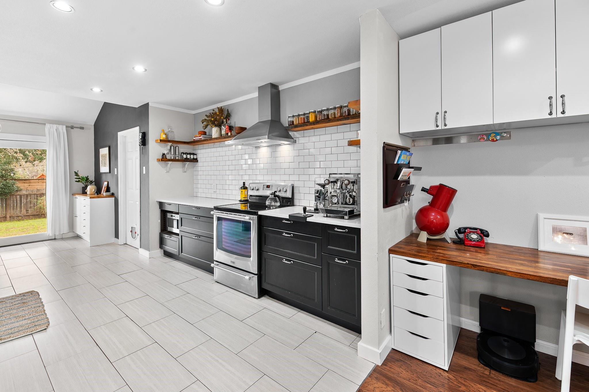 11006 Yucca Dr, Austin, TX 78759