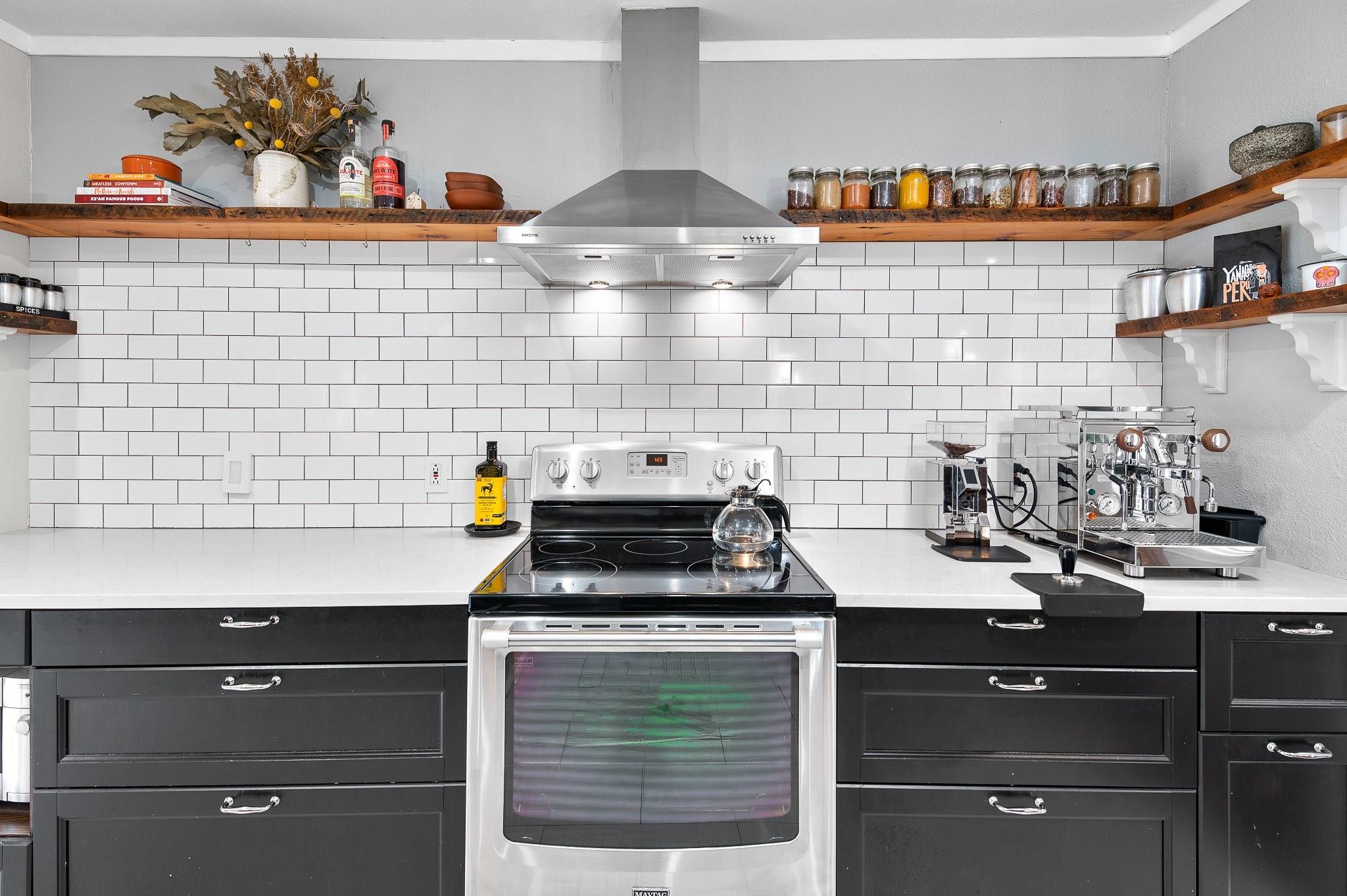 11006 Yucca Dr, Austin, TX 78759