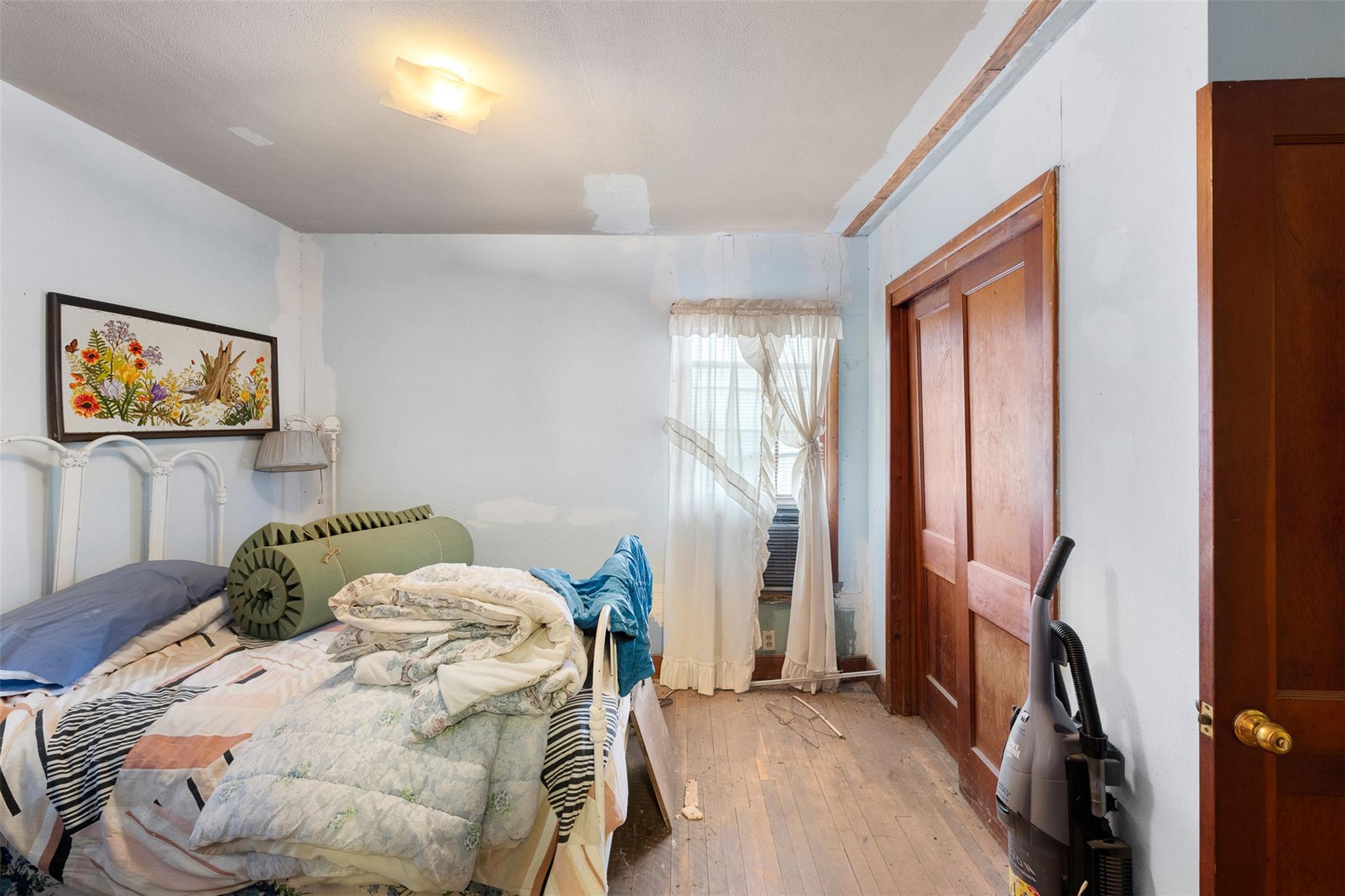 621 10th St, Lexington, TX 78947