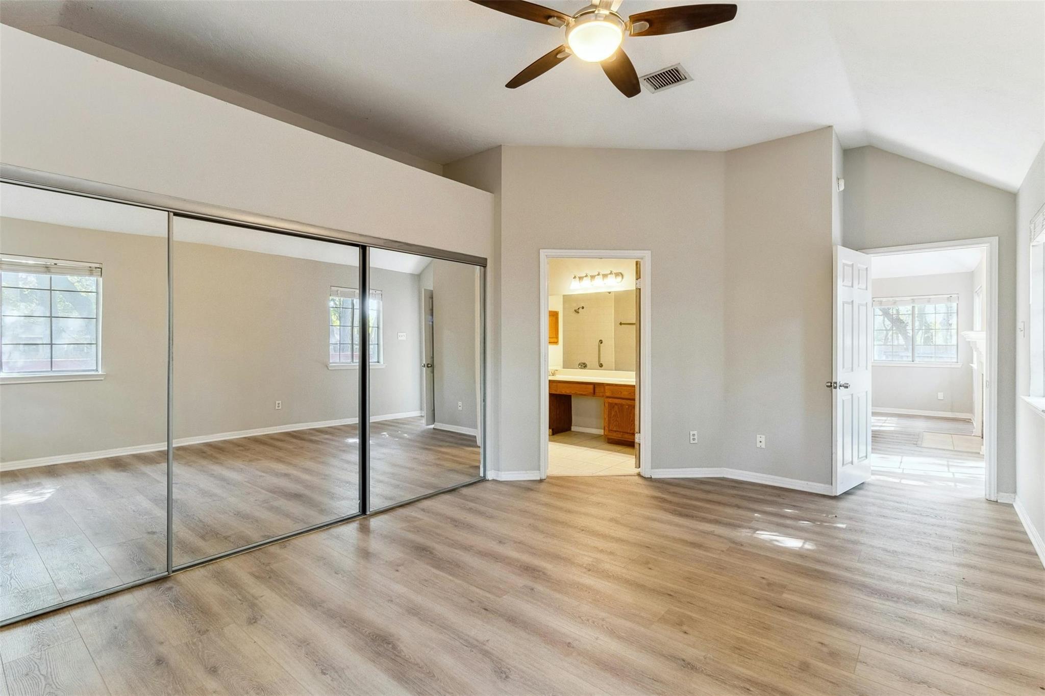 5905 Shanghai Pierce Rd, Austin, TX 78749