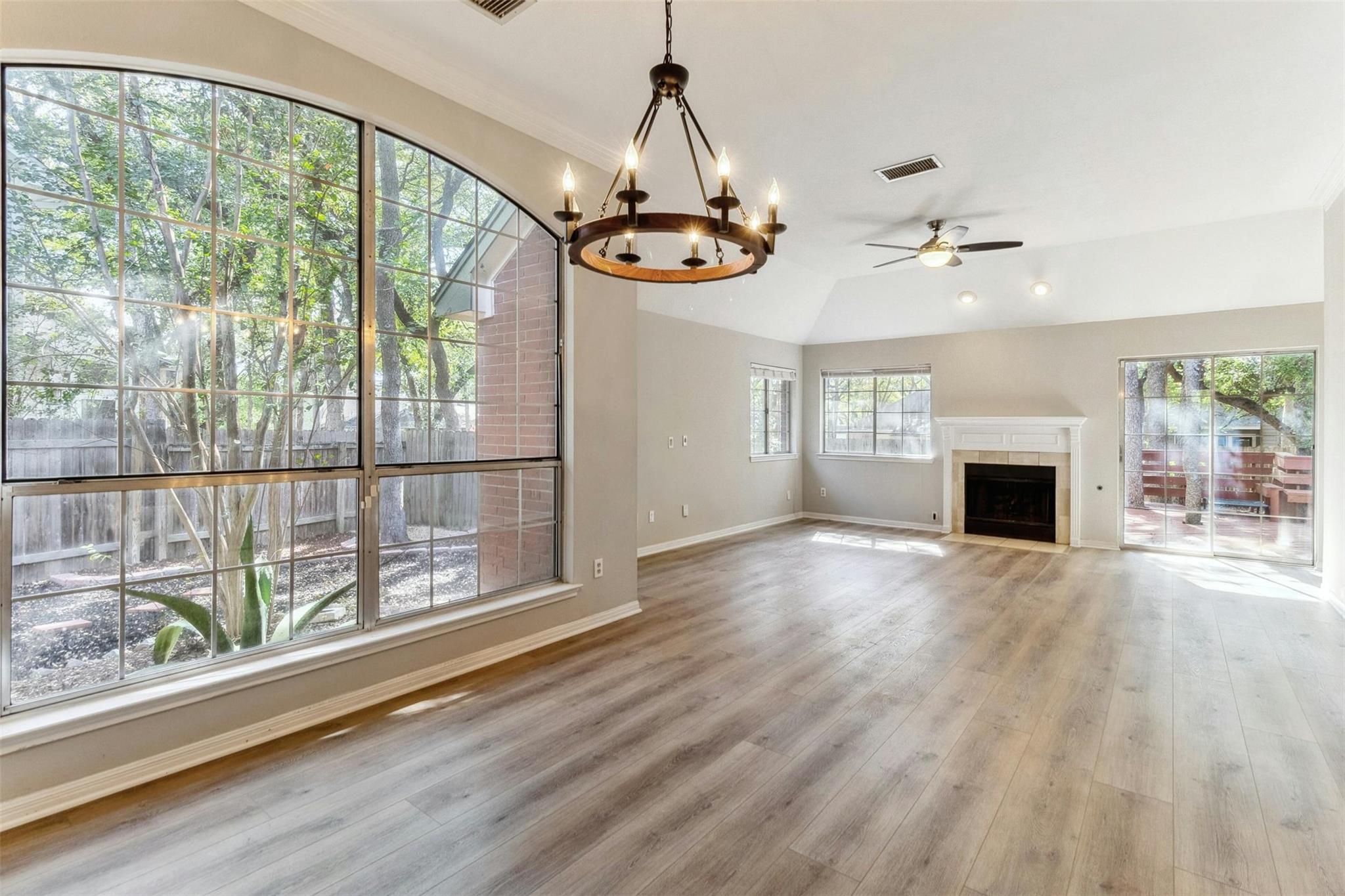 5905 Shanghai Pierce Rd, Austin, TX 78749