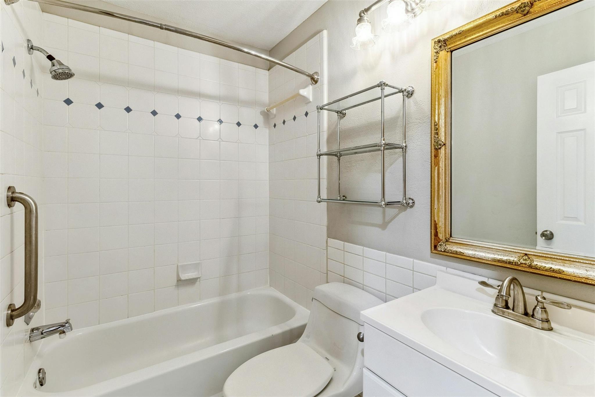 5905 Shanghai Pierce Rd, Austin, TX 78749