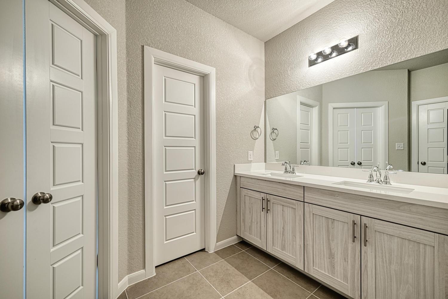 7631 Europa Ave, Round Rock, TX 78665