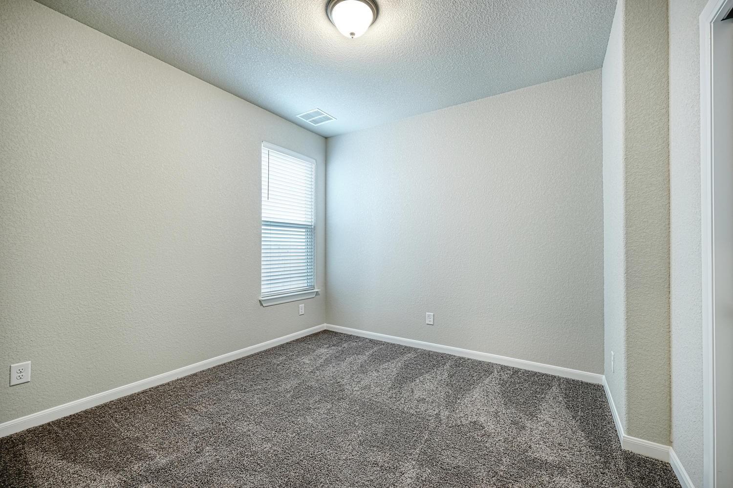 7631 Europa Ave, Round Rock, TX 78665