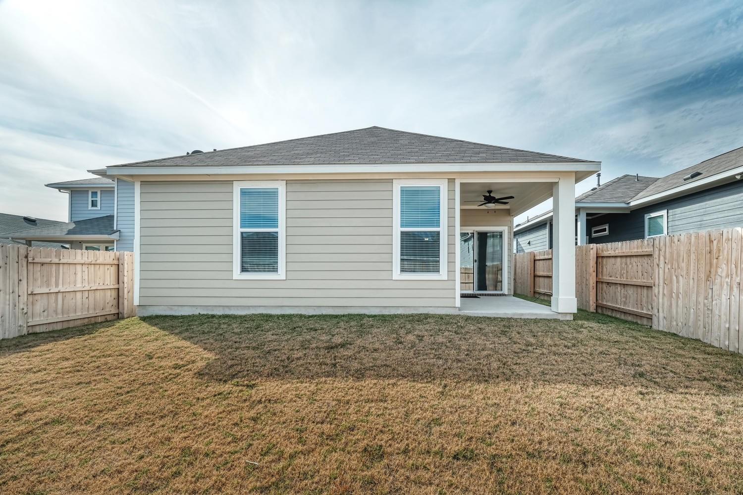 7631 Europa Ave, Round Rock, TX 78665