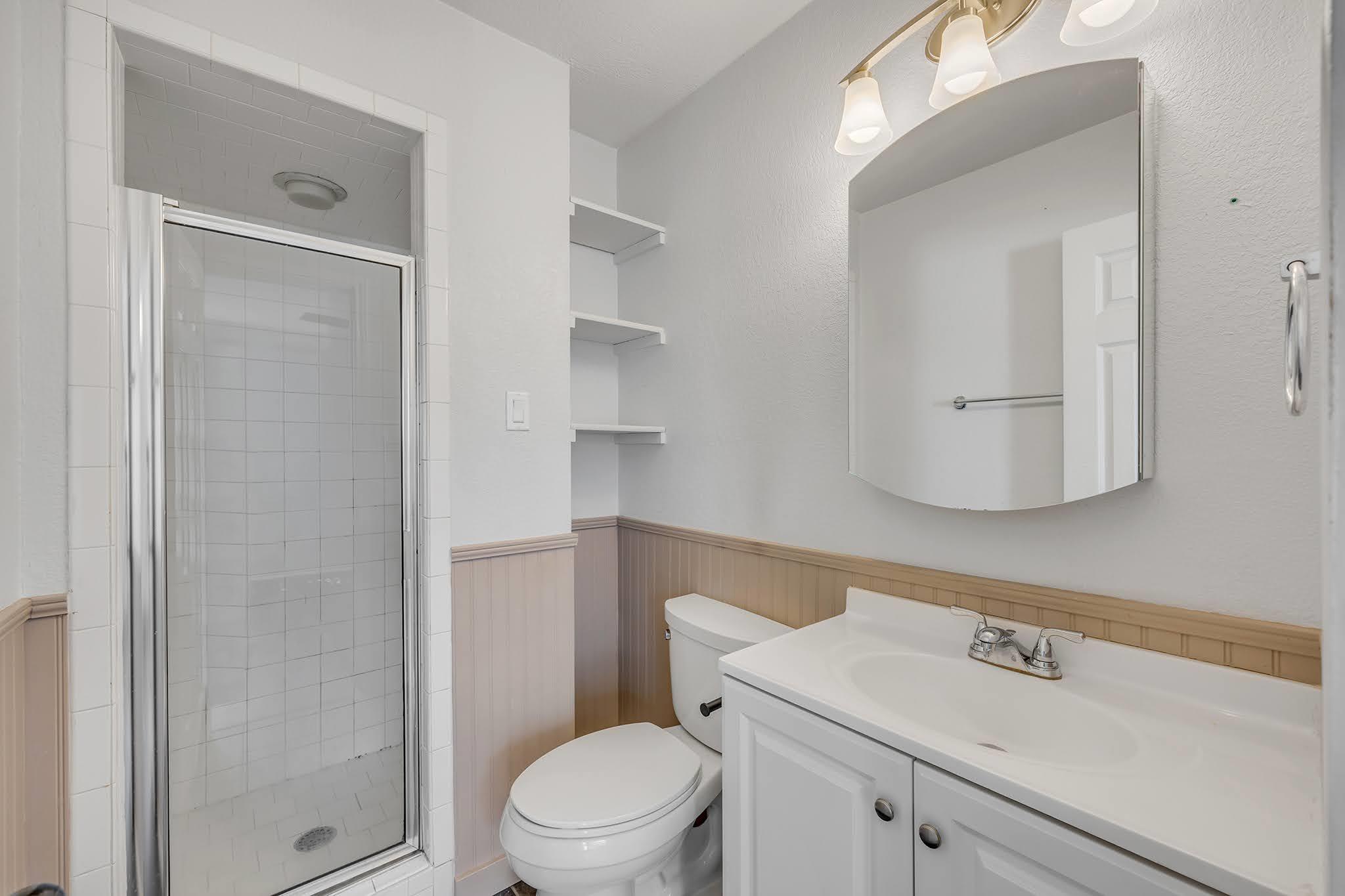 8102 TUSCARORA Trl # A, Austin, TX 78729