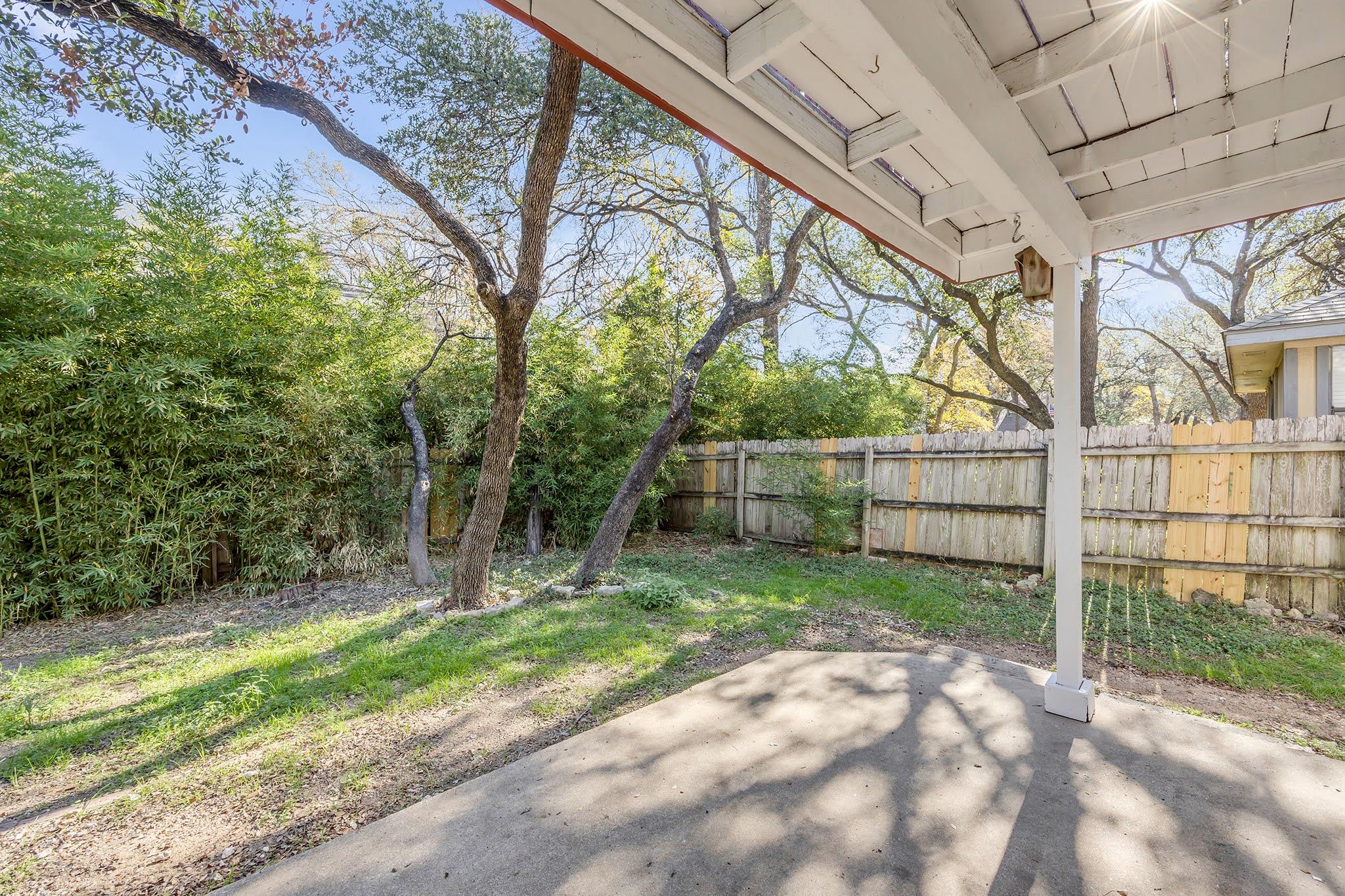 8102 TUSCARORA Trl # A, Austin, TX 78729
