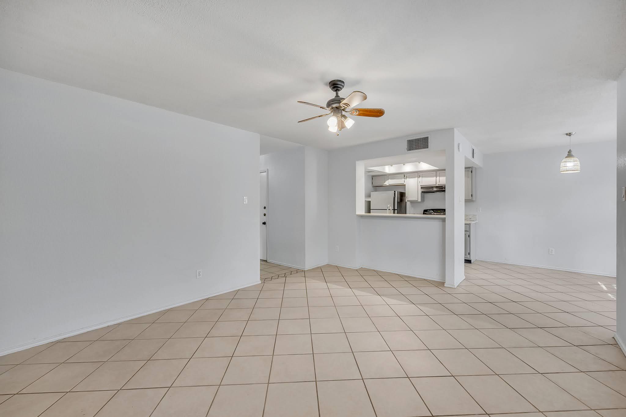 8102 TUSCARORA Trl # A, Austin, TX 78729