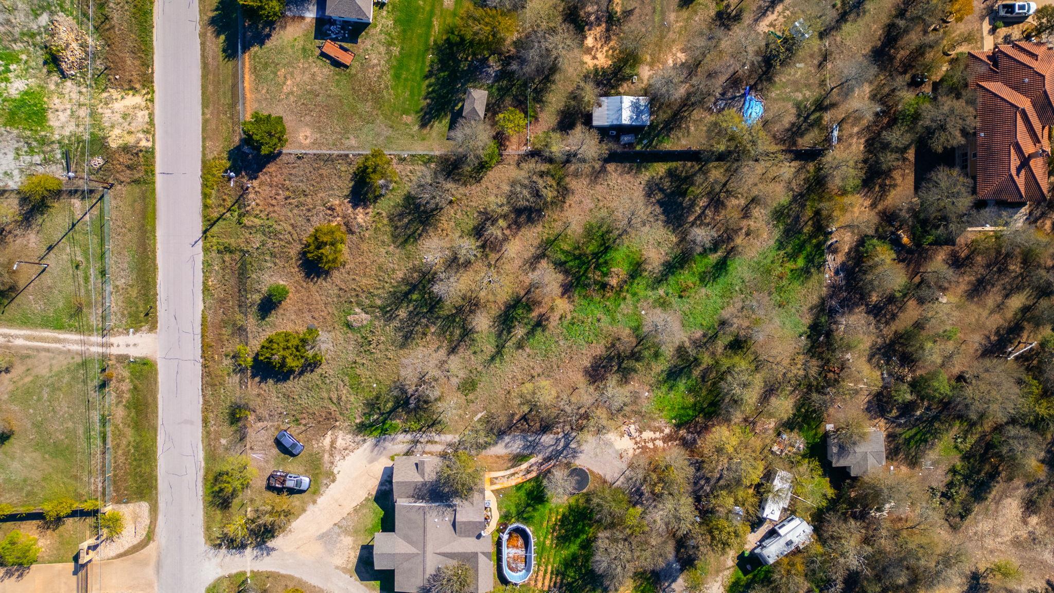 185 Monterrey Hills Dr, Del Valle, TX 78617