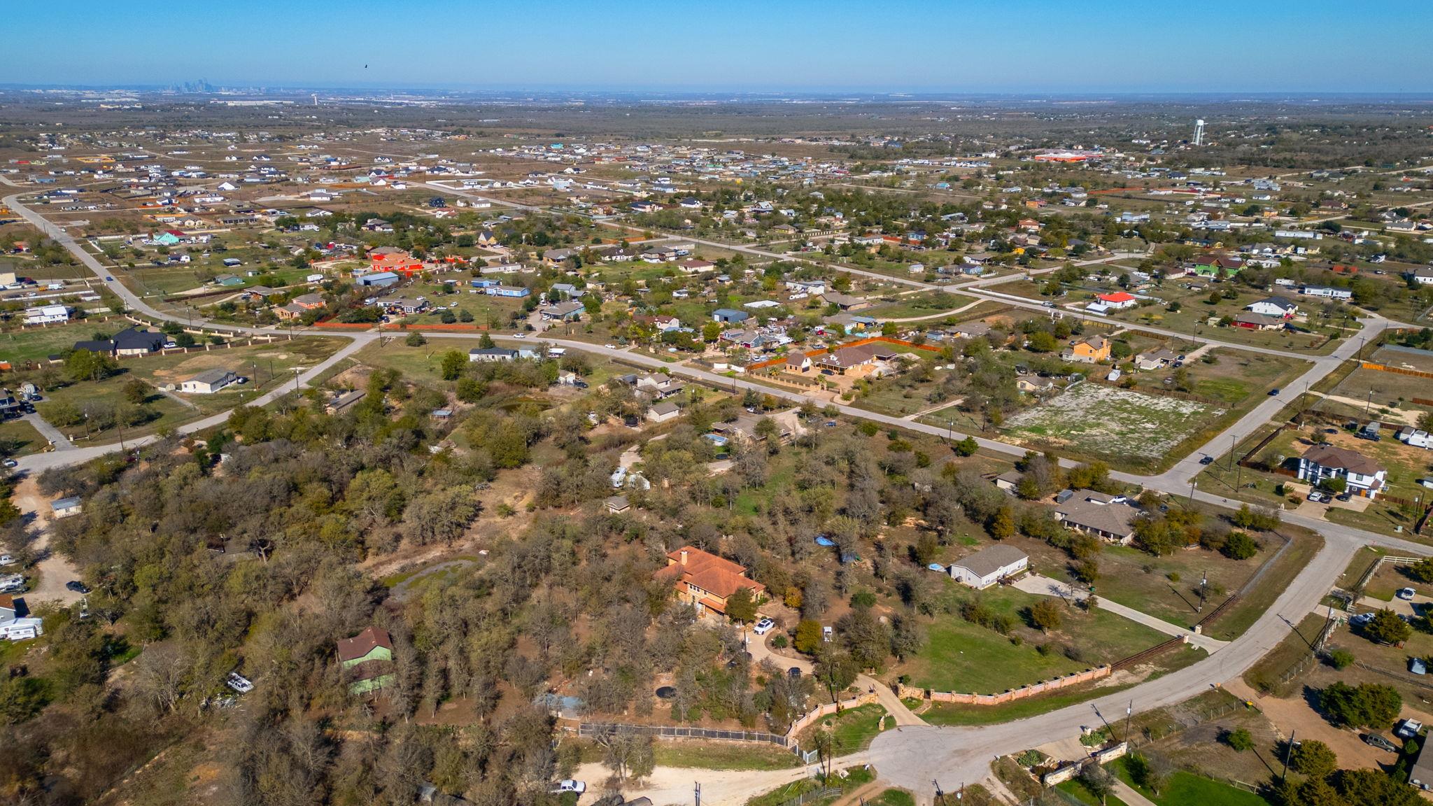 185 Monterrey Hills Dr, Del Valle, TX 78617