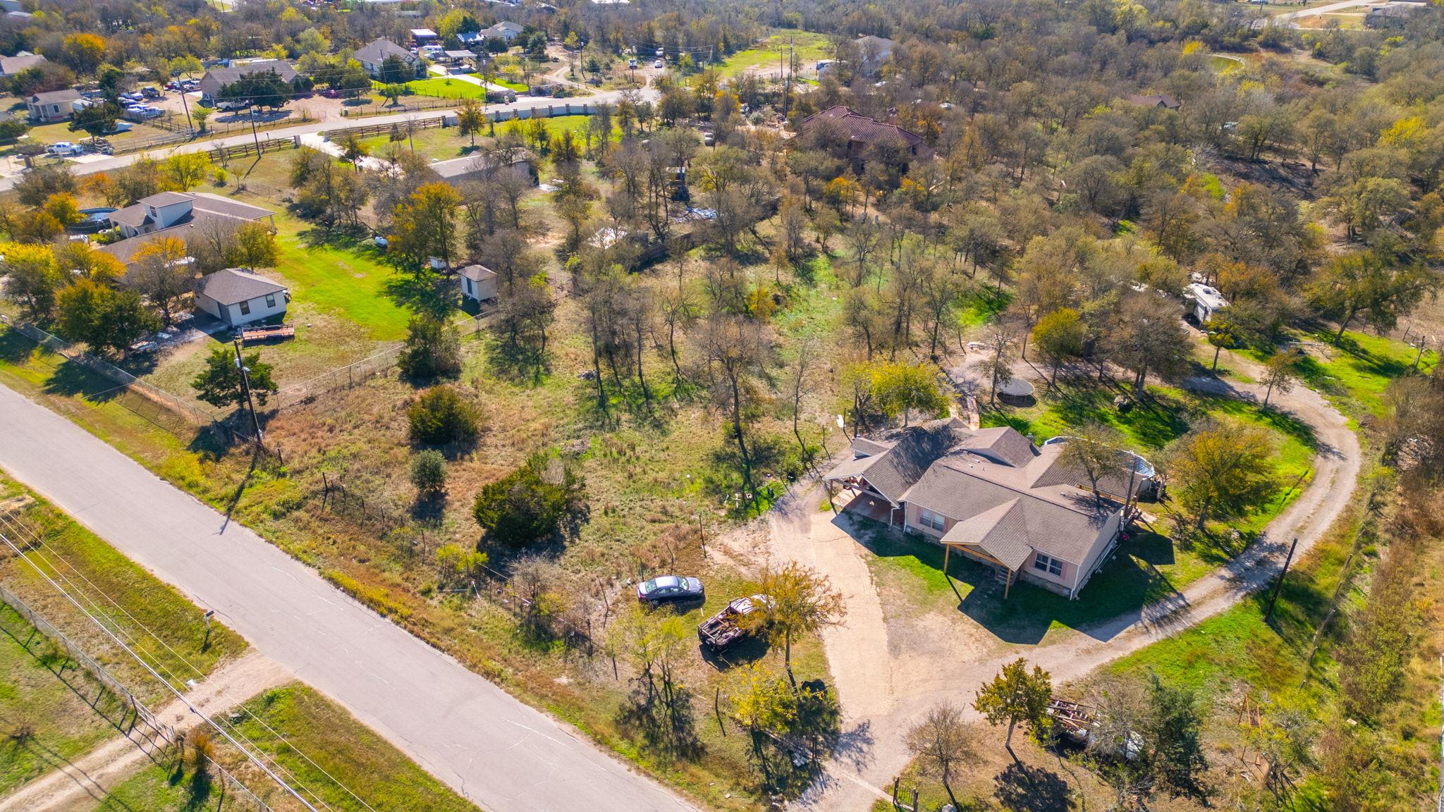 185 Monterrey Hills Dr, Del Valle, TX 78617