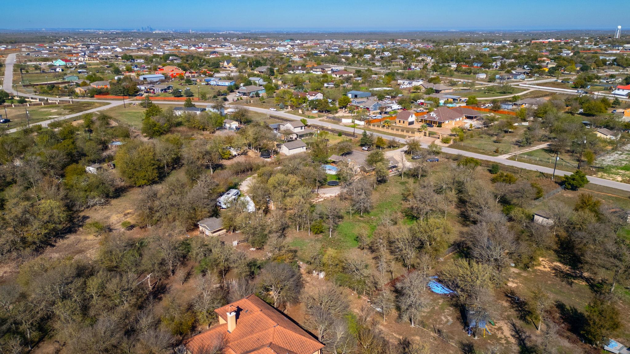 185 Monterrey Hills Dr, Del Valle, TX 78617