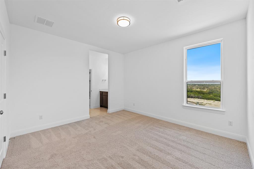 117 Yaklin Dr, Liberty Hill, TX 78642