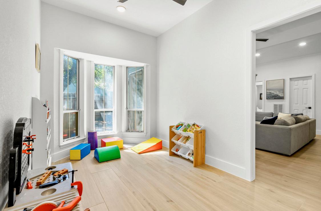 433 Towne Park Trl, Austin, TX 78751