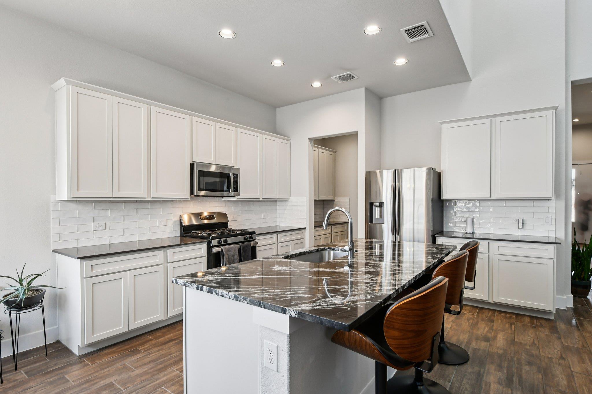 11212 Charger Way, Manor, TX 78653